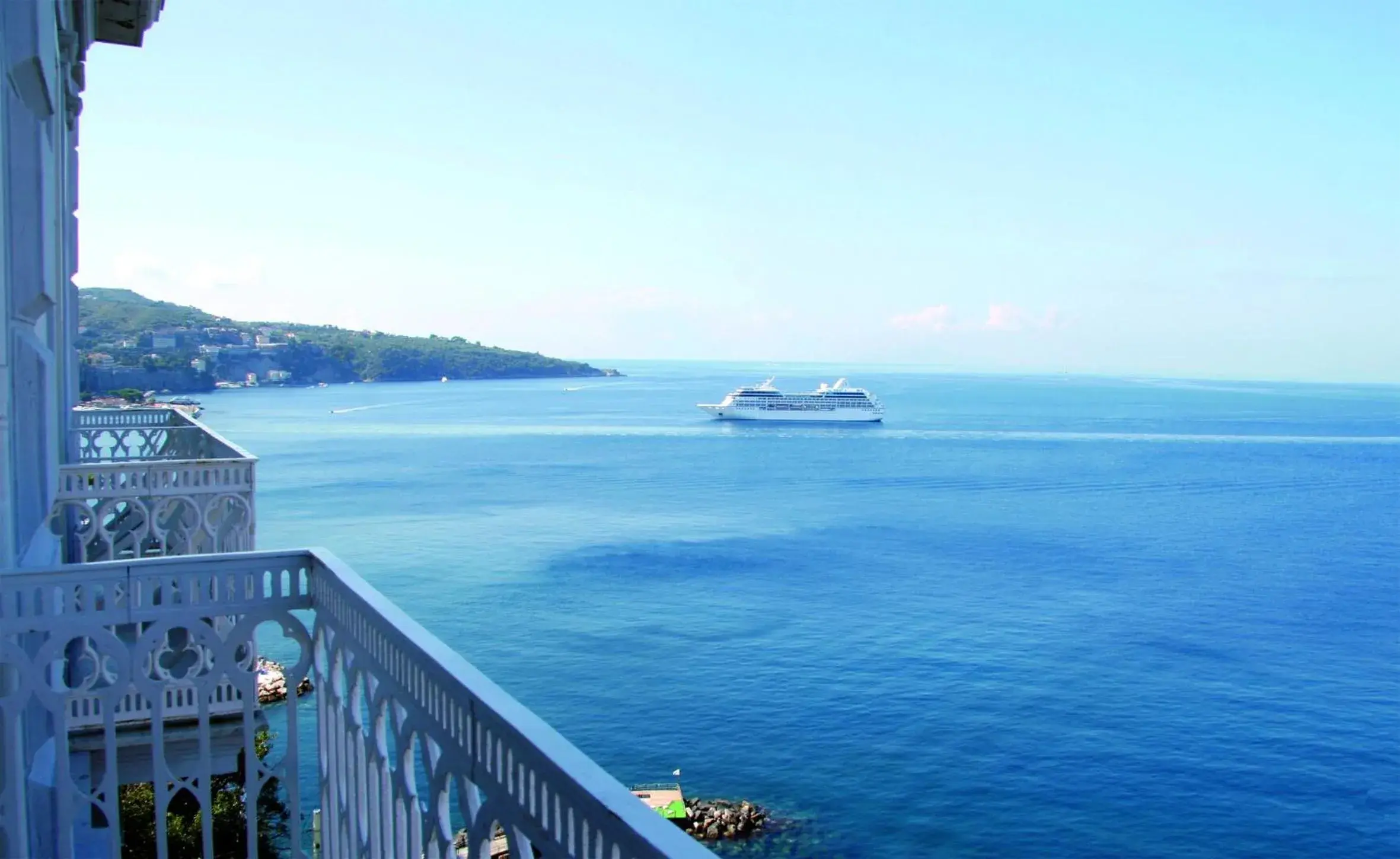 Balcony/Terrace, Sea View in Hotel Mediterraneo