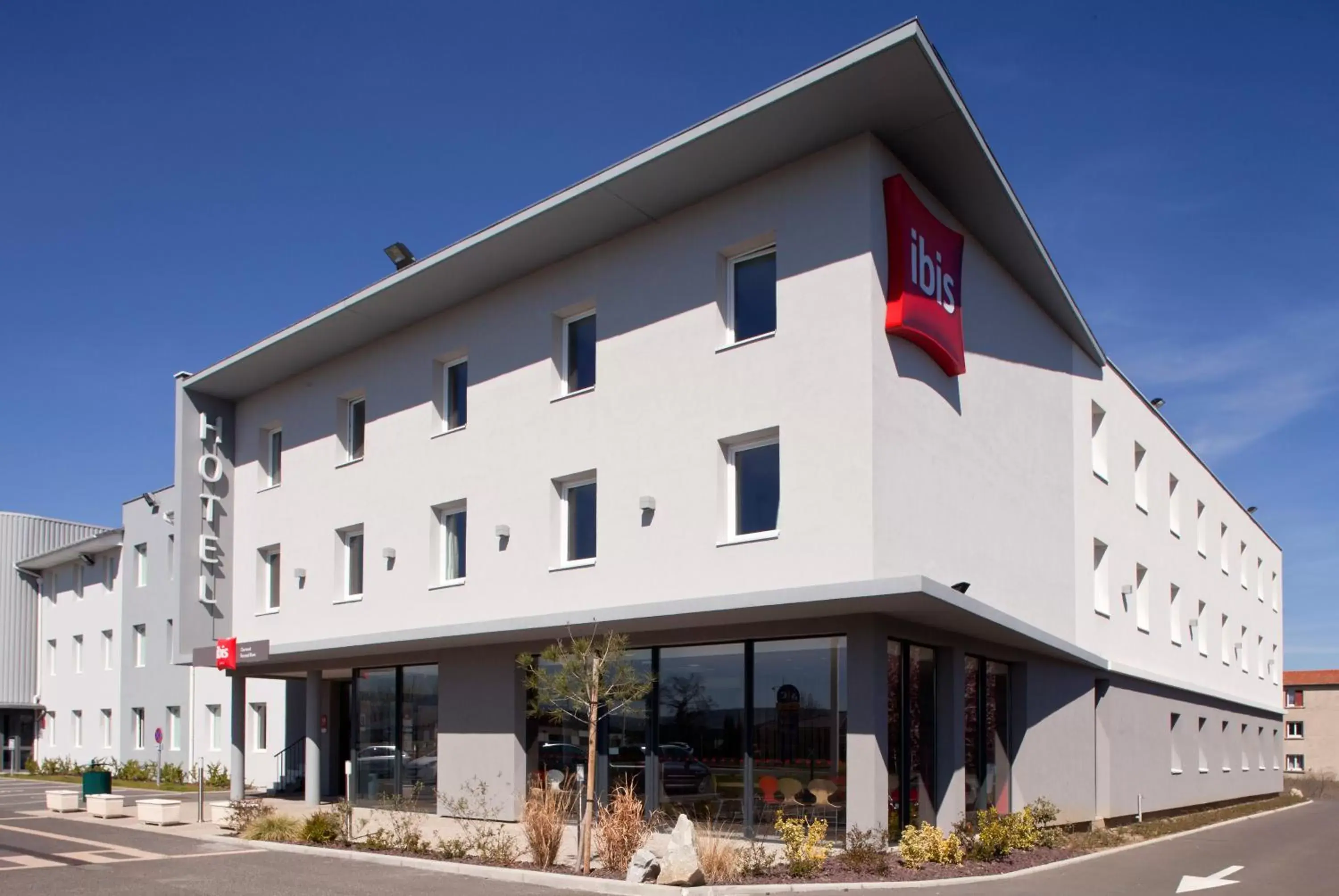 Property building in ibis Clermont Ferrand Nord Riom Property building in ibis Clermont Ferrand Nord Riom