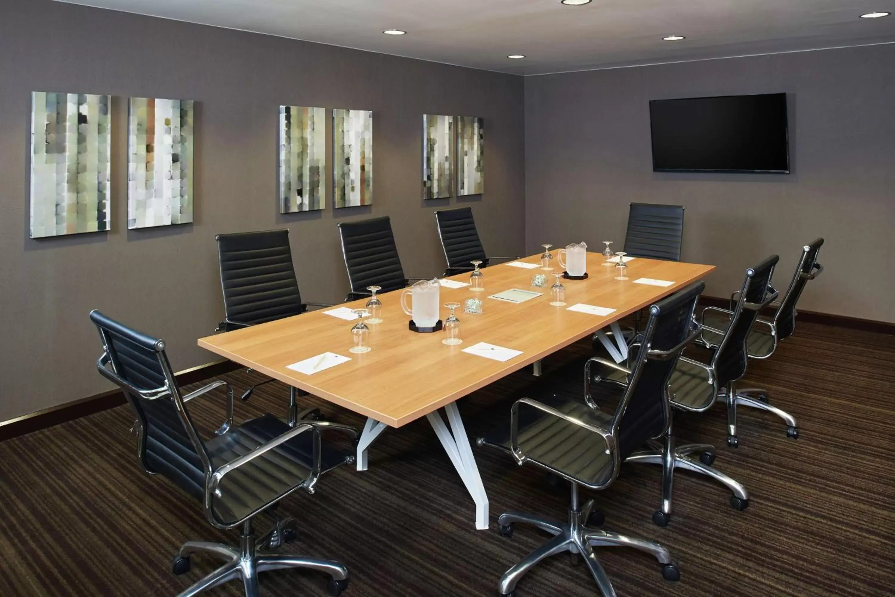 Meeting/conference room in DoubleTree by Hilton Dallas Market Center