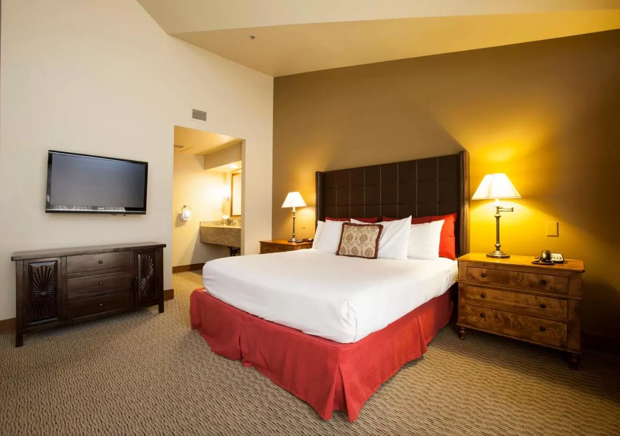 Two-Bedroom Suite in Ventana Canyon Club and Lodge