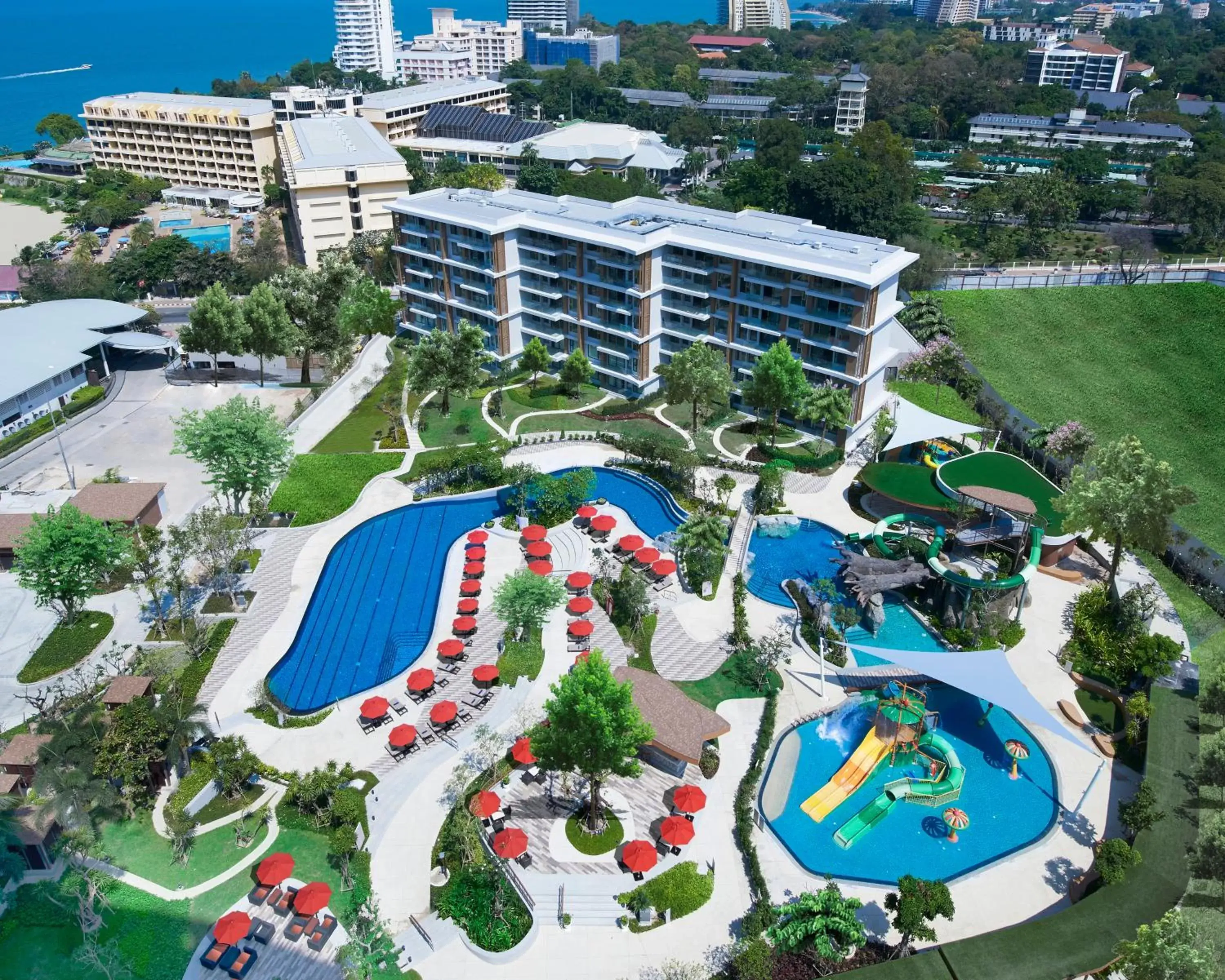 Bird's eye view, Bird's-eye View in Amari Pattaya