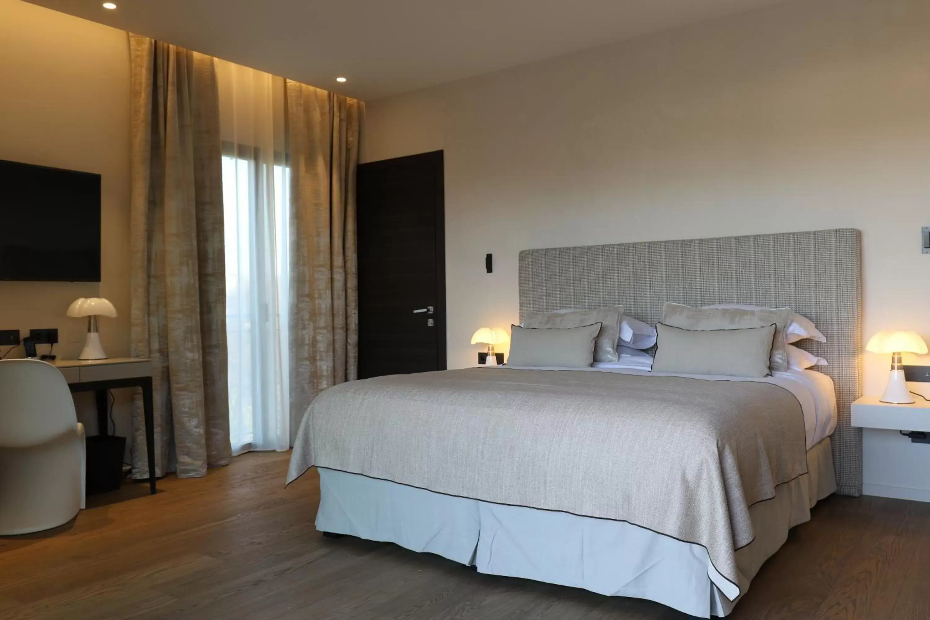 Bed in Villa Cosy, hotel & spa