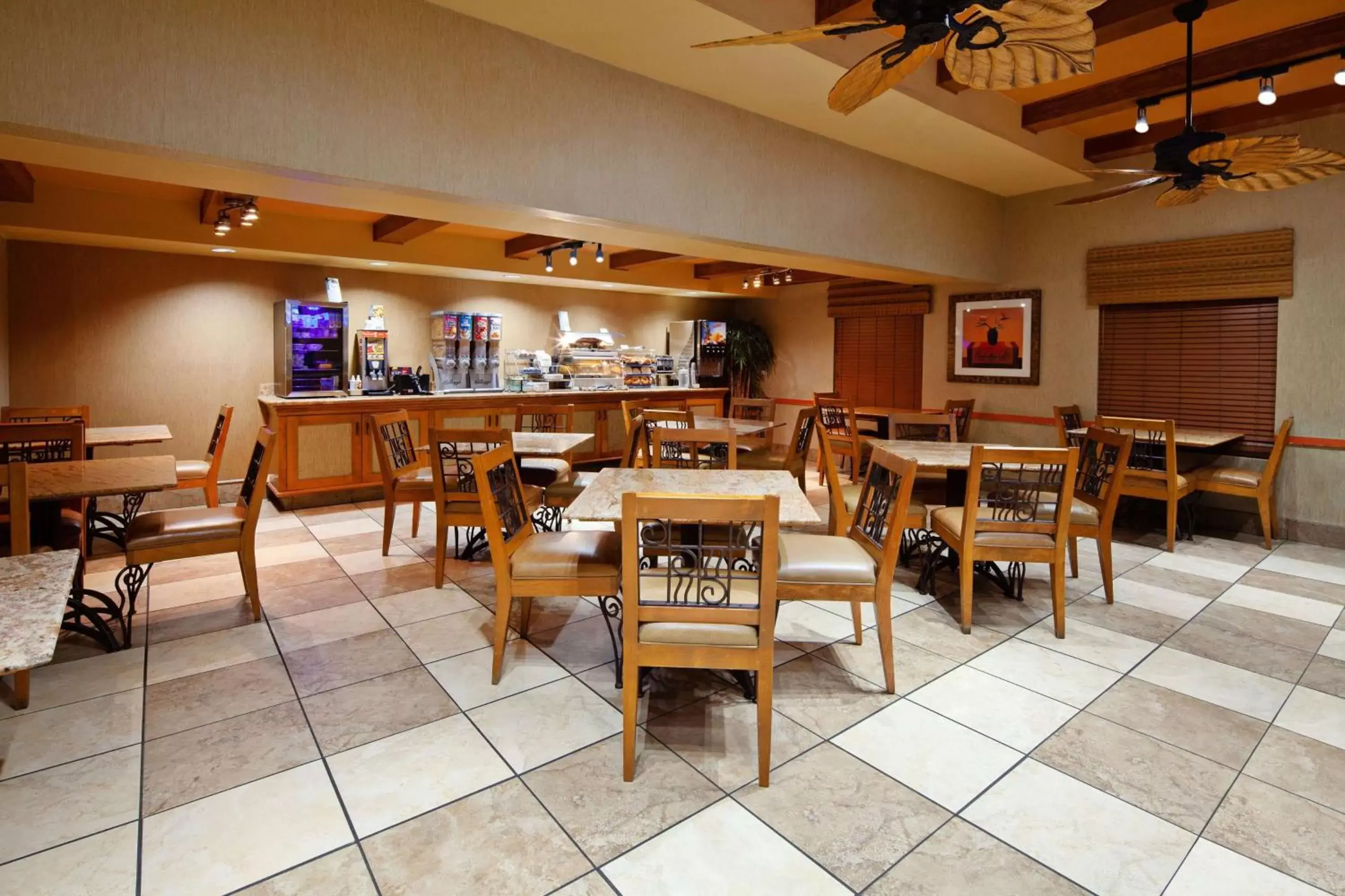 Restaurant/Places to Eat in Best Western Chula Vista/Otay Valley Hotel