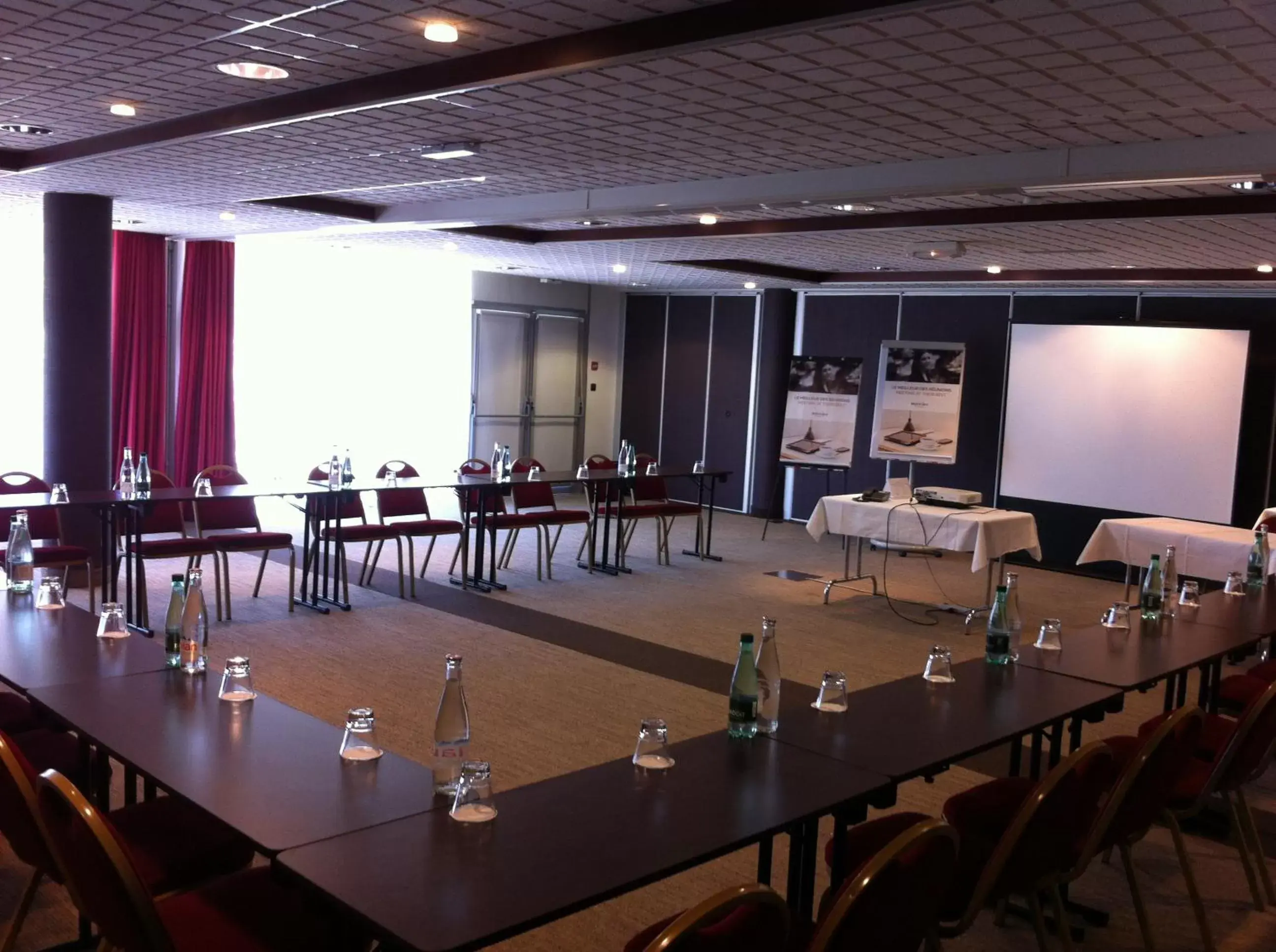 Meeting/conference room in Mercure Vannes Le Port