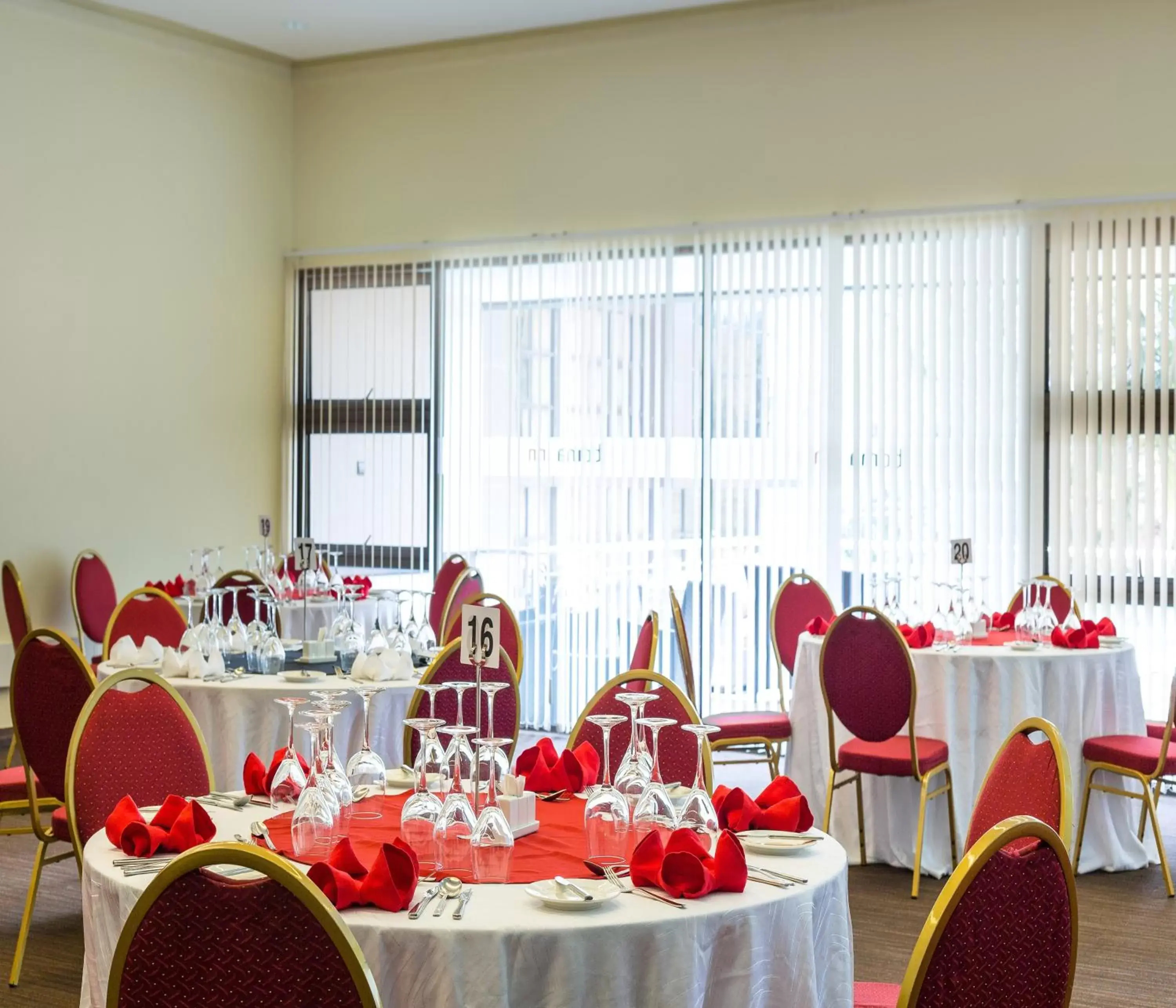 Banquet/Function facilities, Restaurant/Places to Eat in Boma Inn Eldoret