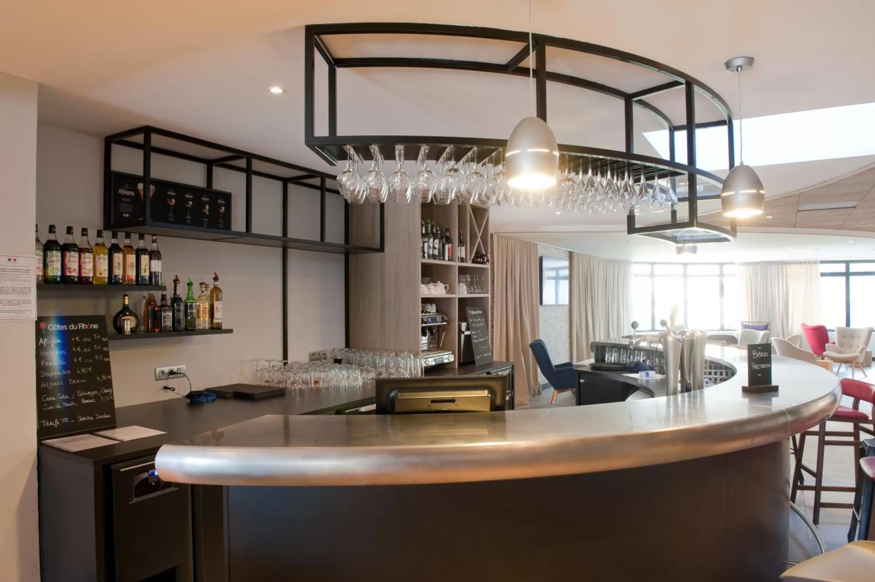 Lounge or bar in Campanile Limoges Centre - Gare