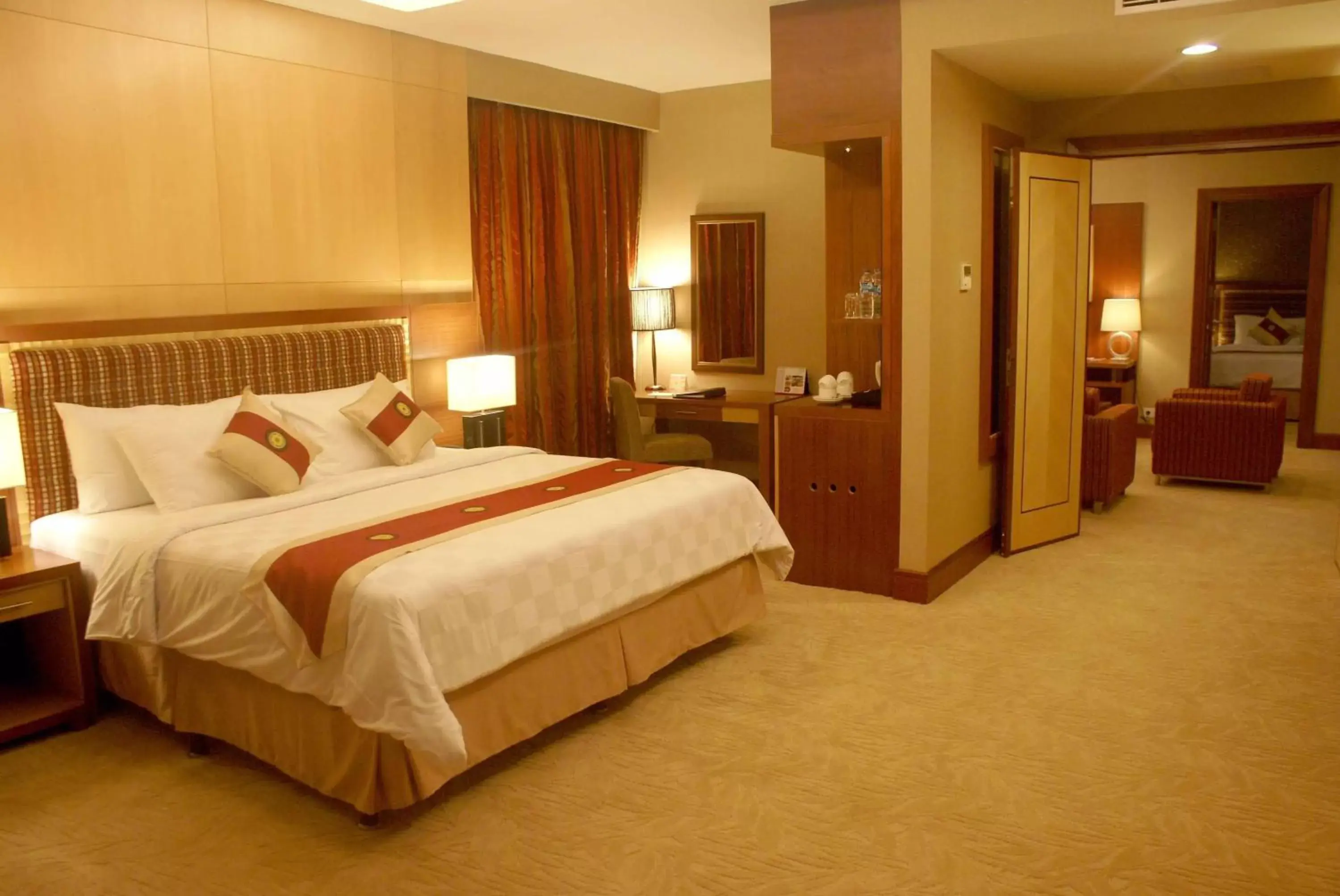 Bedroom, Bed in Swiss-Belhotel Maleosan Manado