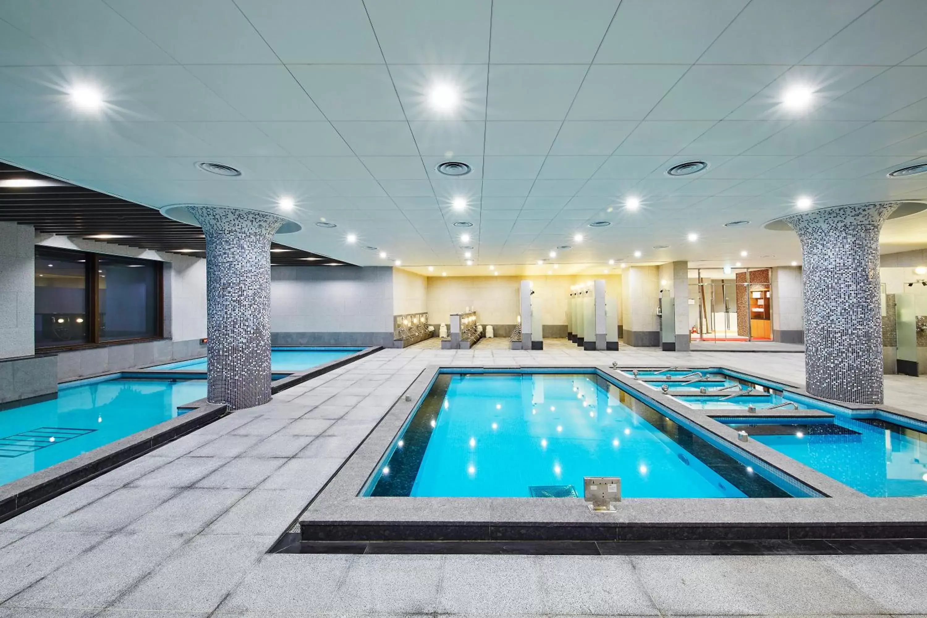 Sauna, Swimming Pool in Pyeongchang Ramada Hotel & Suite by Wyndham