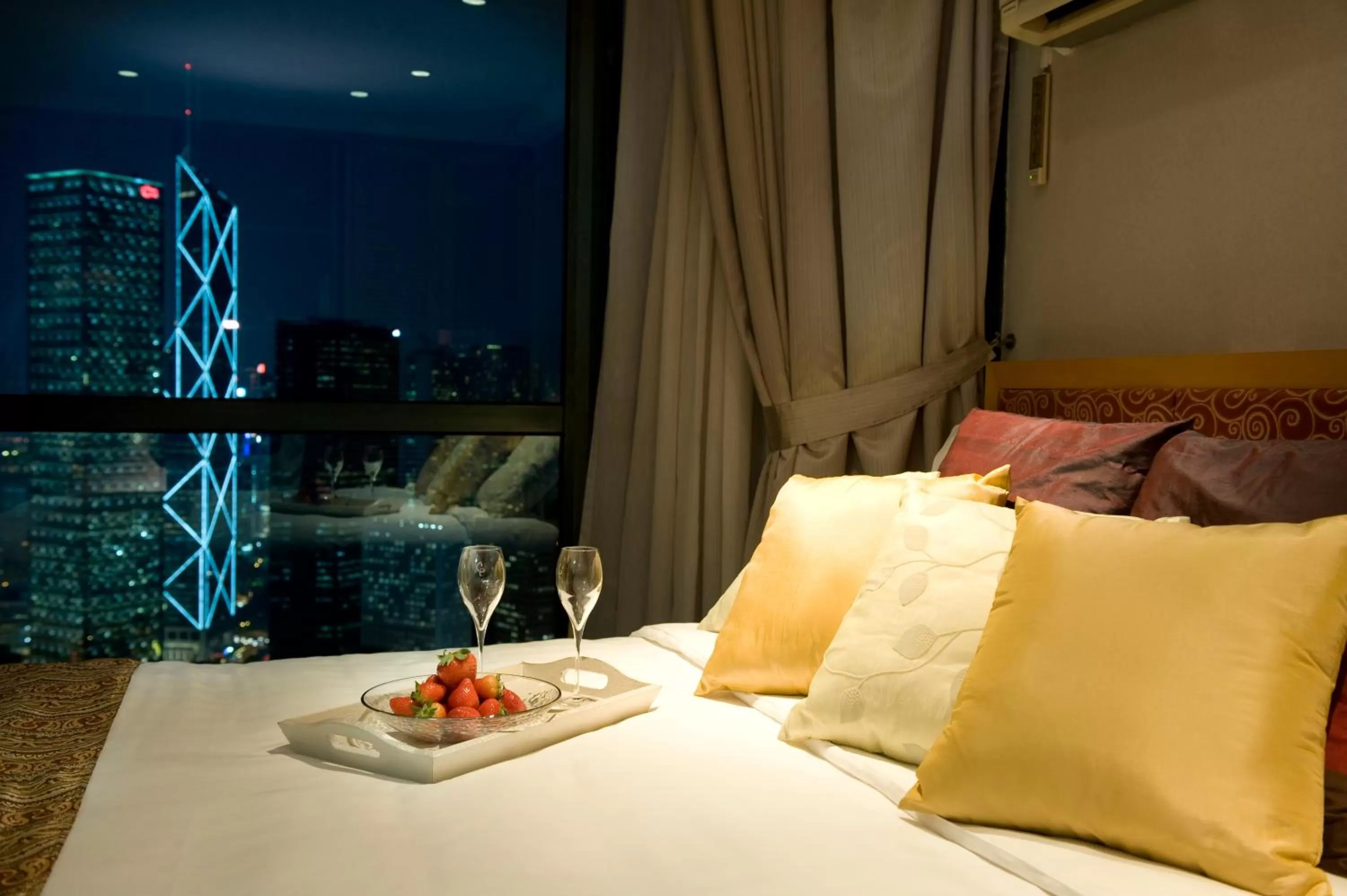 Bed in Bishop Lei International House