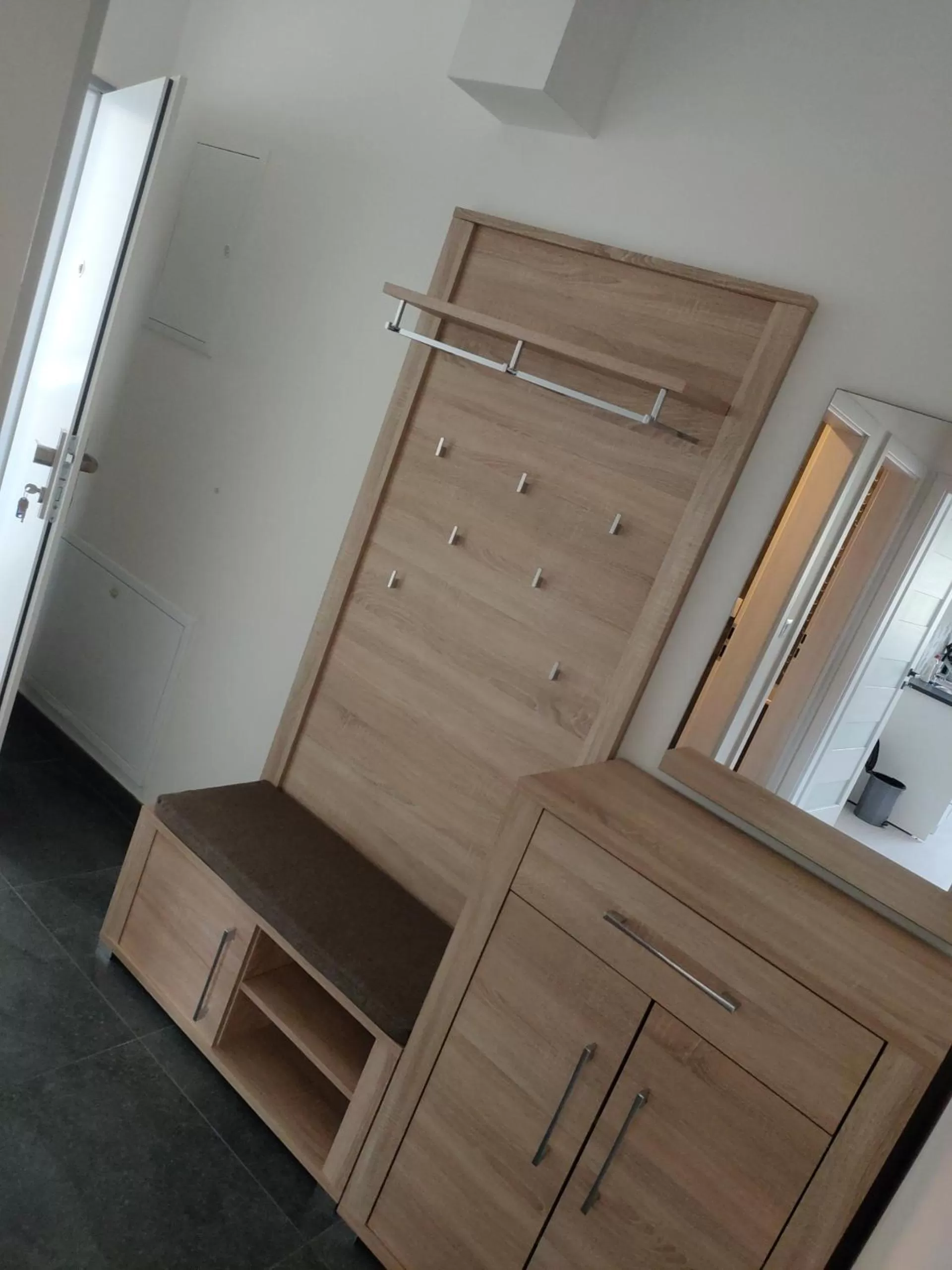 Sun-House Pension - ParkingFree Limited spaces-