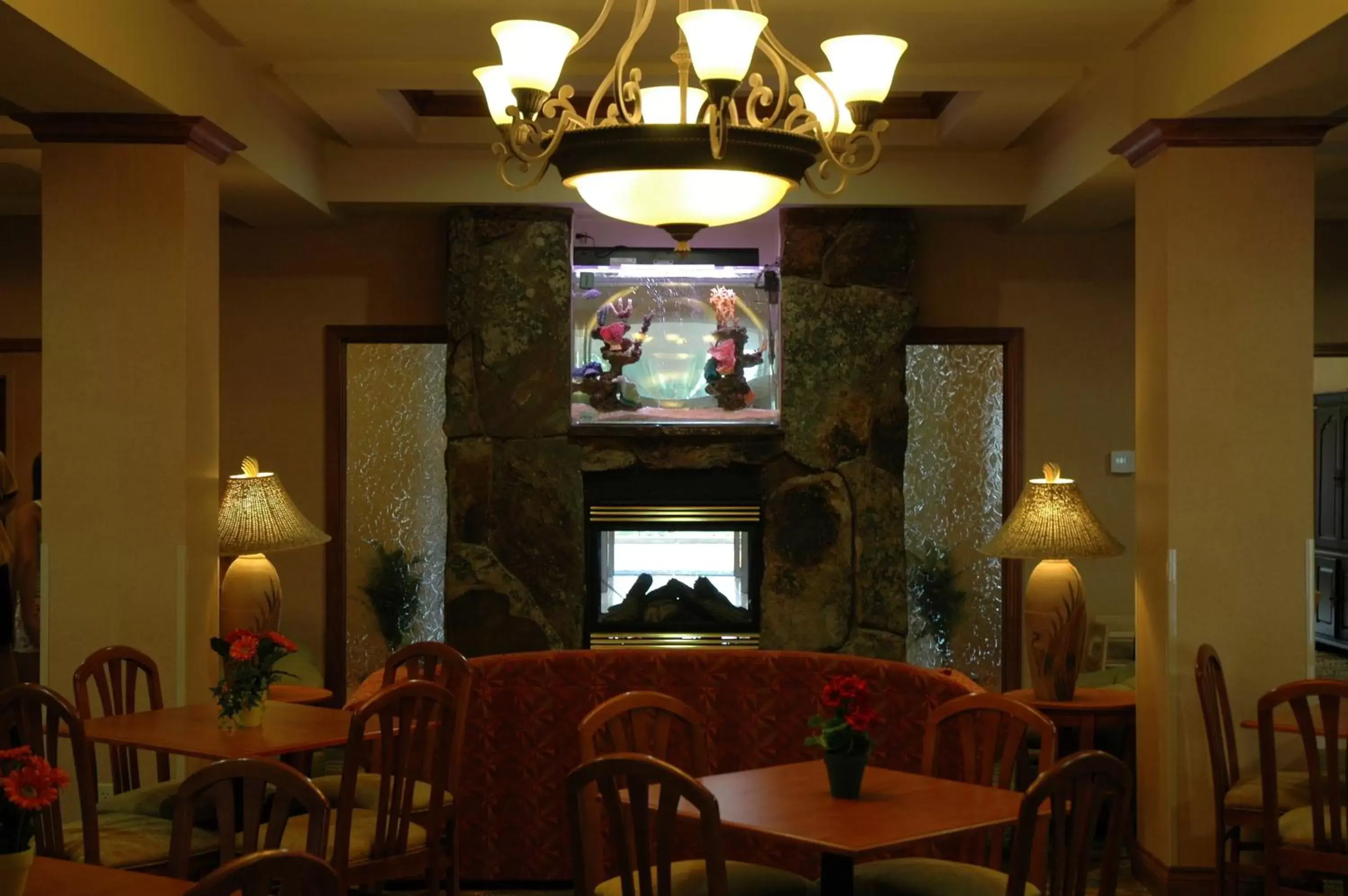 Lobby or reception, Restaurant/Places to Eat in Triple Play Resort Hotel & Suites