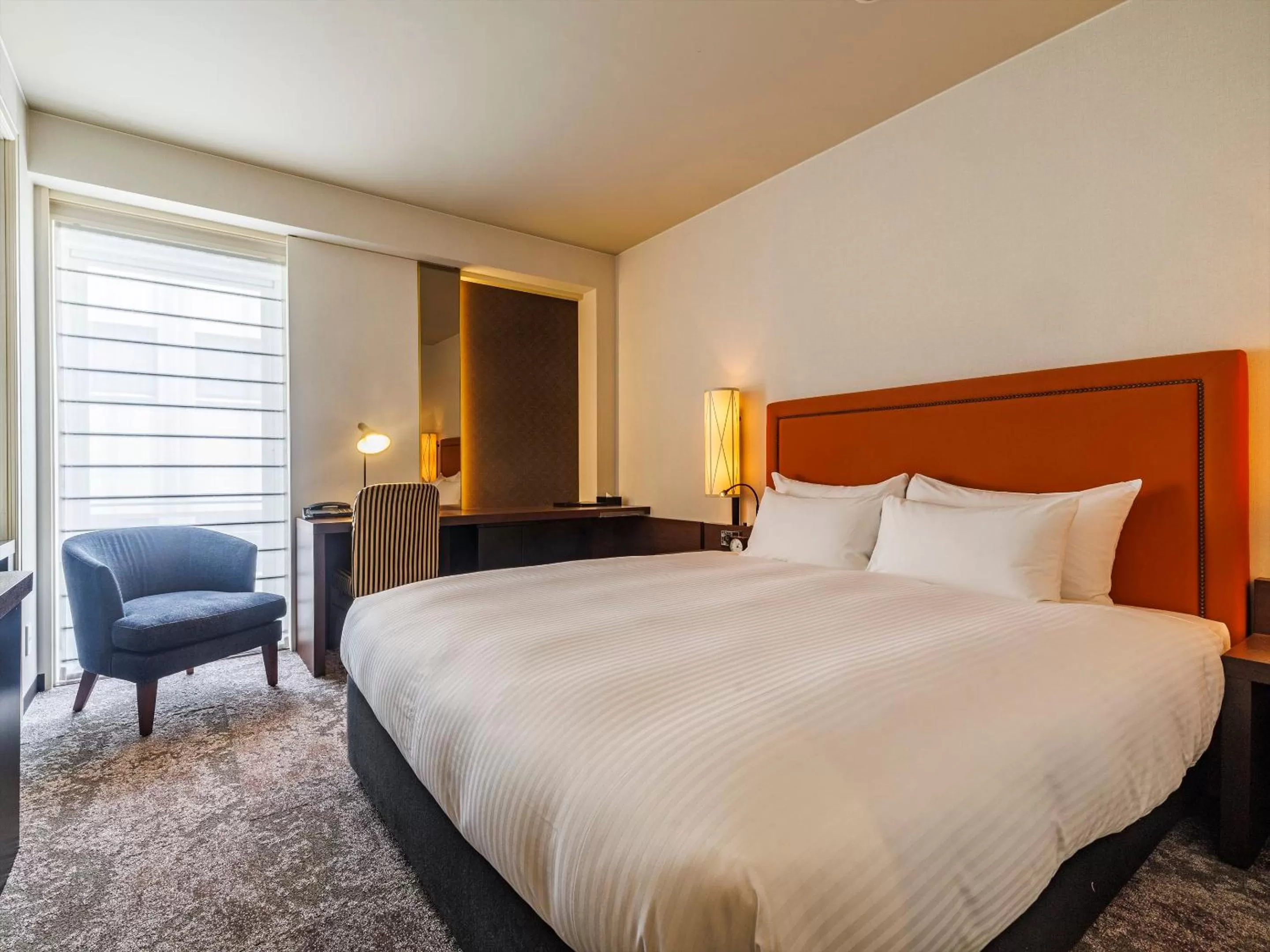 Bed in JR Kyushu Hotel Blossom Fukuoka