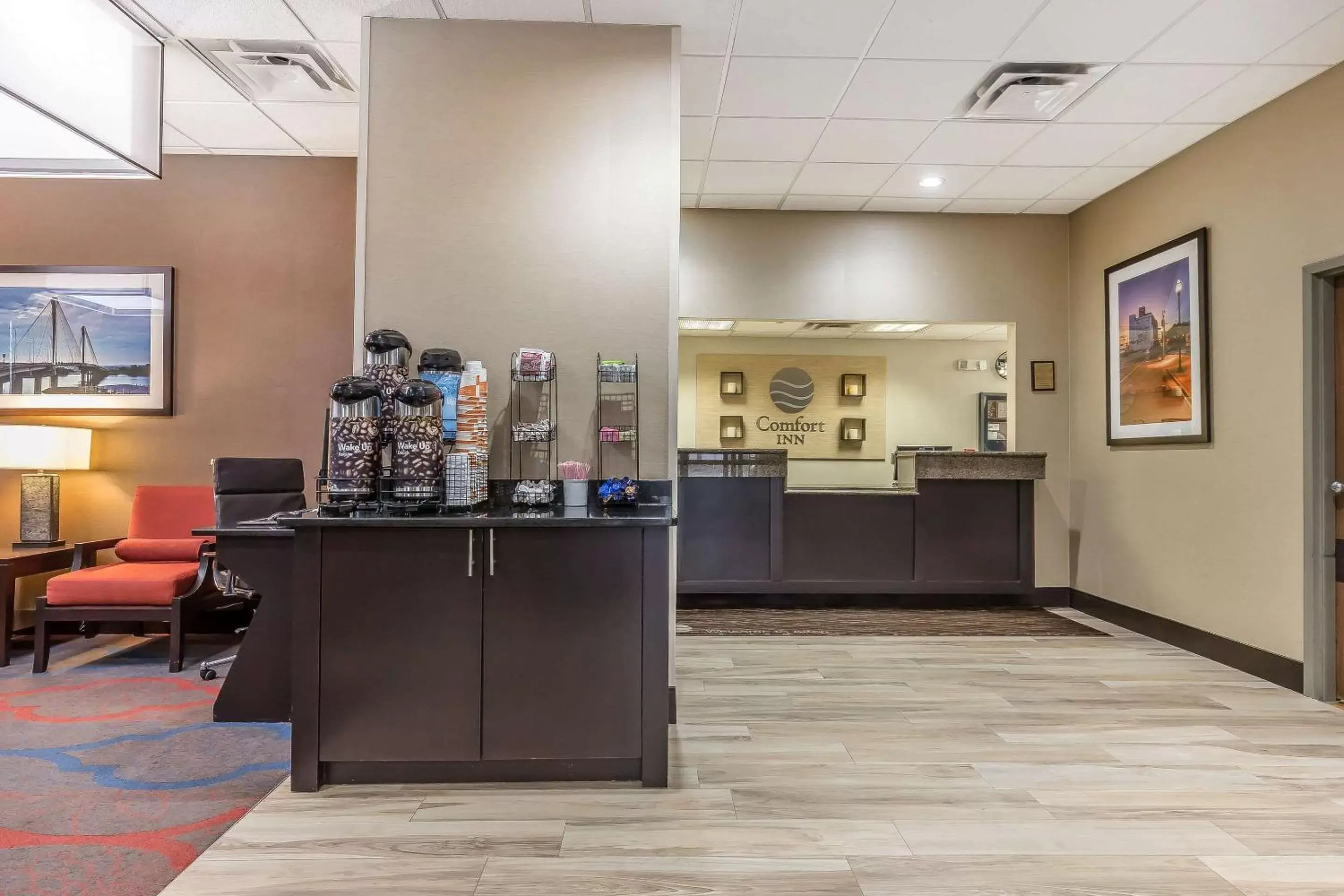 Lobby or reception in Comfort Inn Alton near I-255