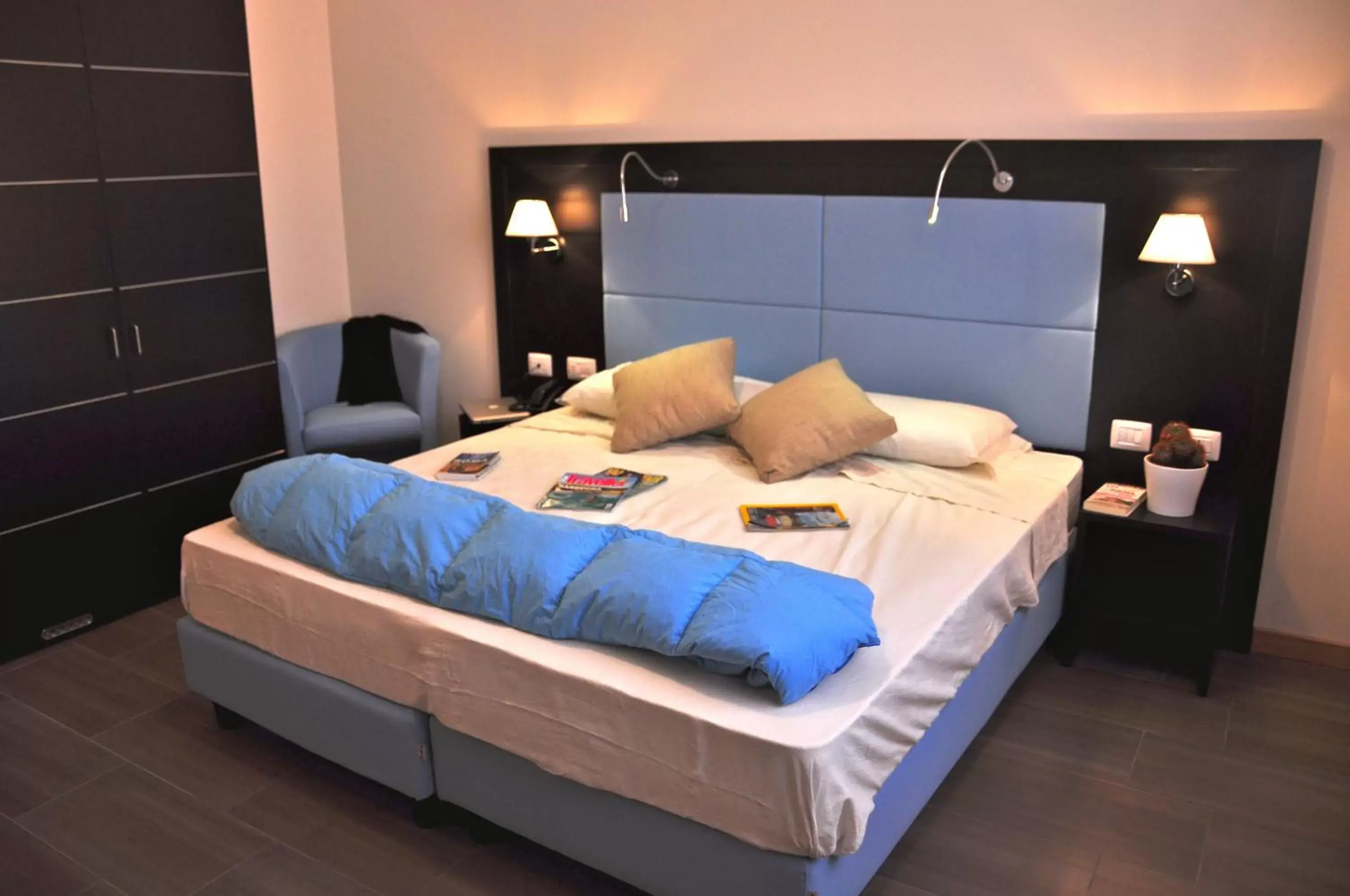 Bed in Hotel 325 Tor Vergata Bed in Hotel 325 Tor Vergata