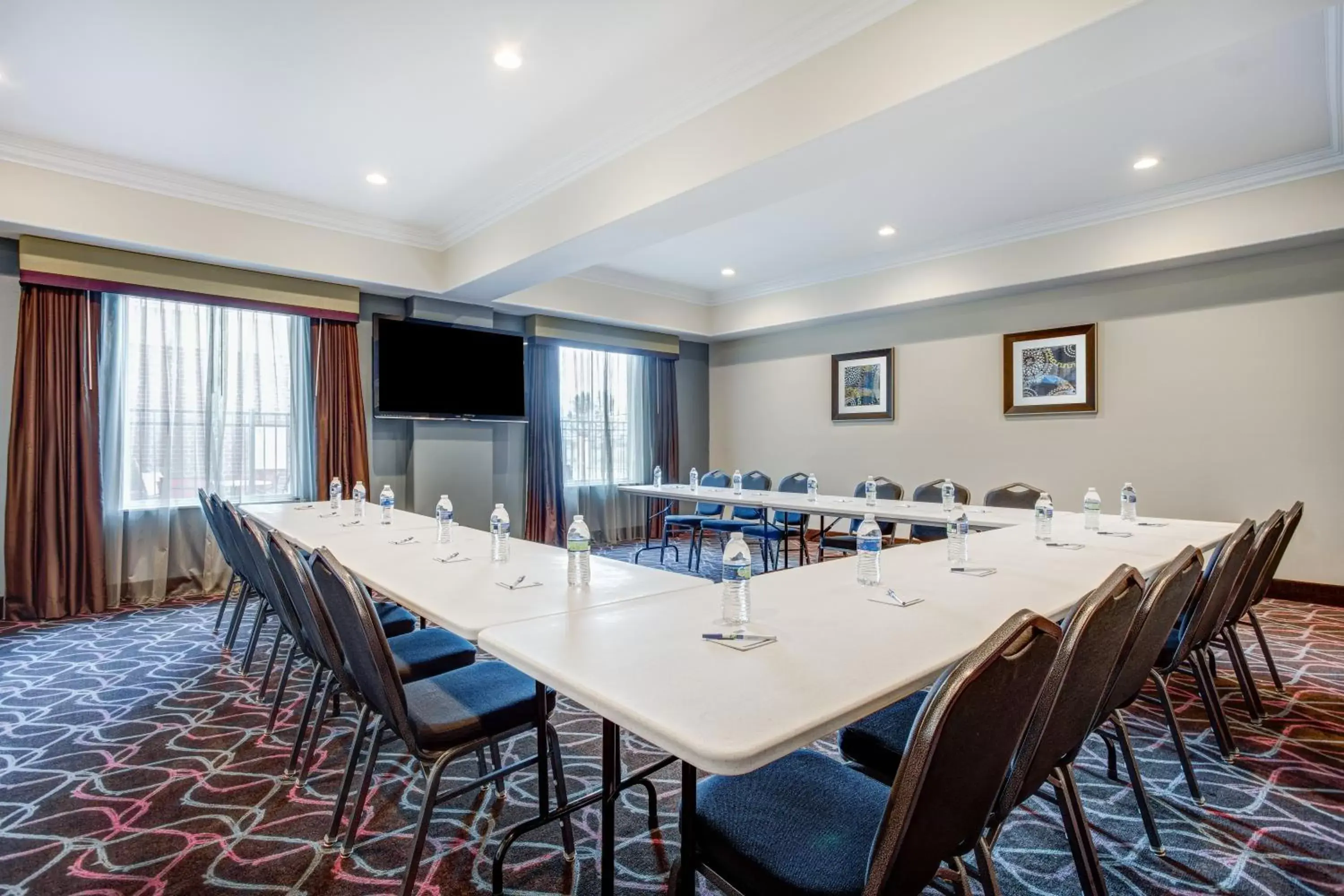 Meeting/conference room in Holiday Inn Express & Suites Raceland - Highway 90, an IHG Hotel