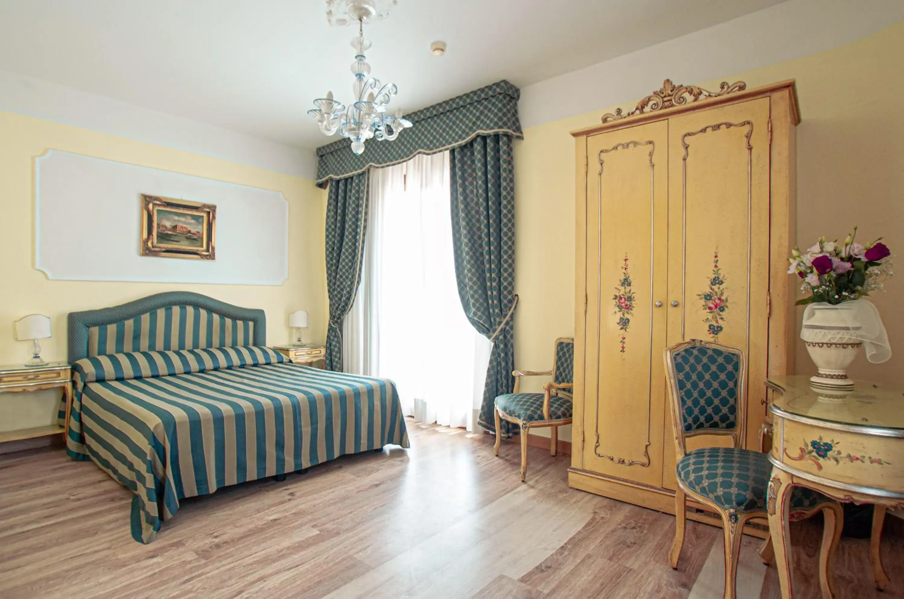Double Room with Terrace in Hotel Villa Edera