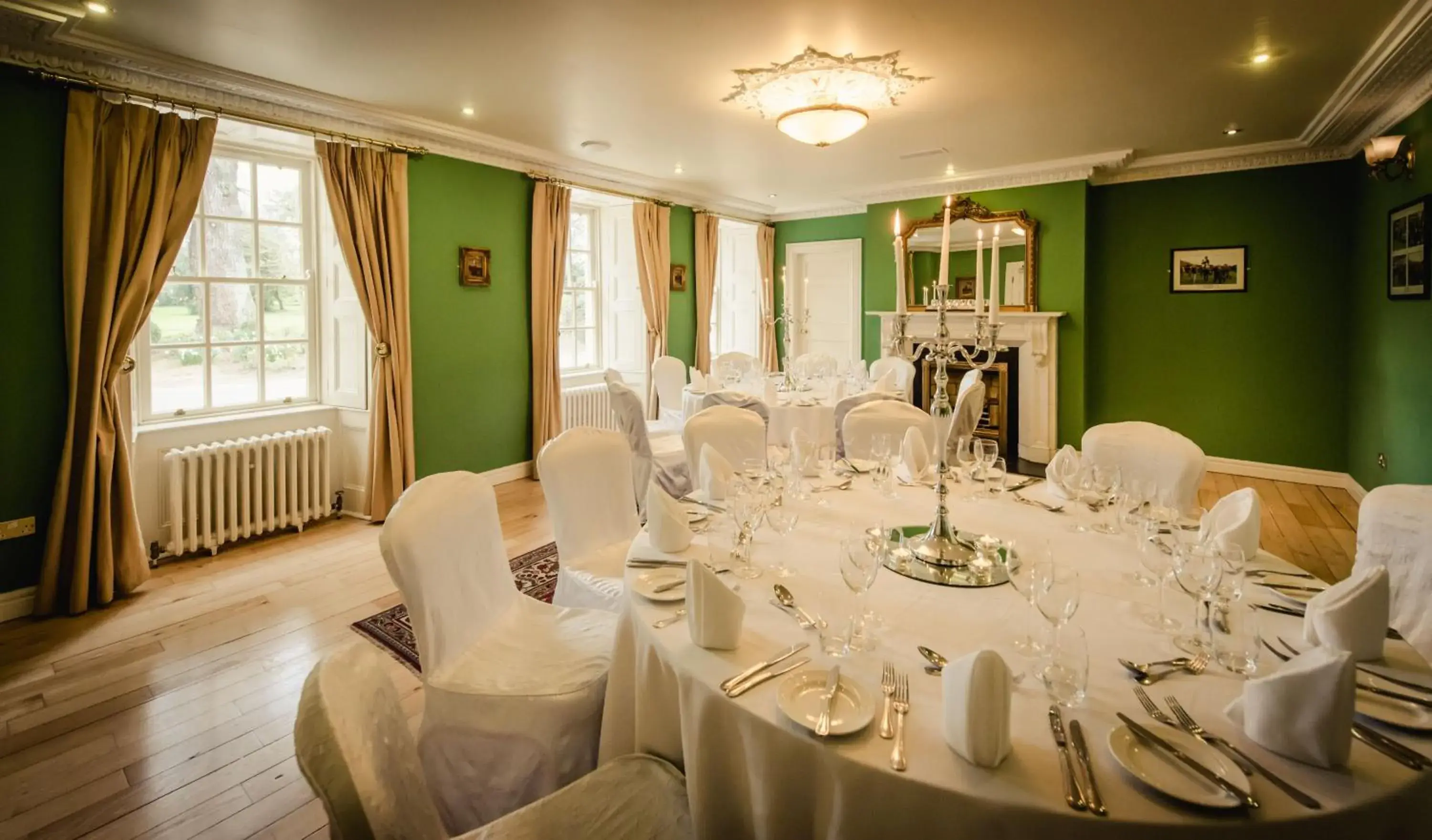 Banquet/Function facilities, Restaurant/Places to Eat in Roganstown Hotel & Country Club