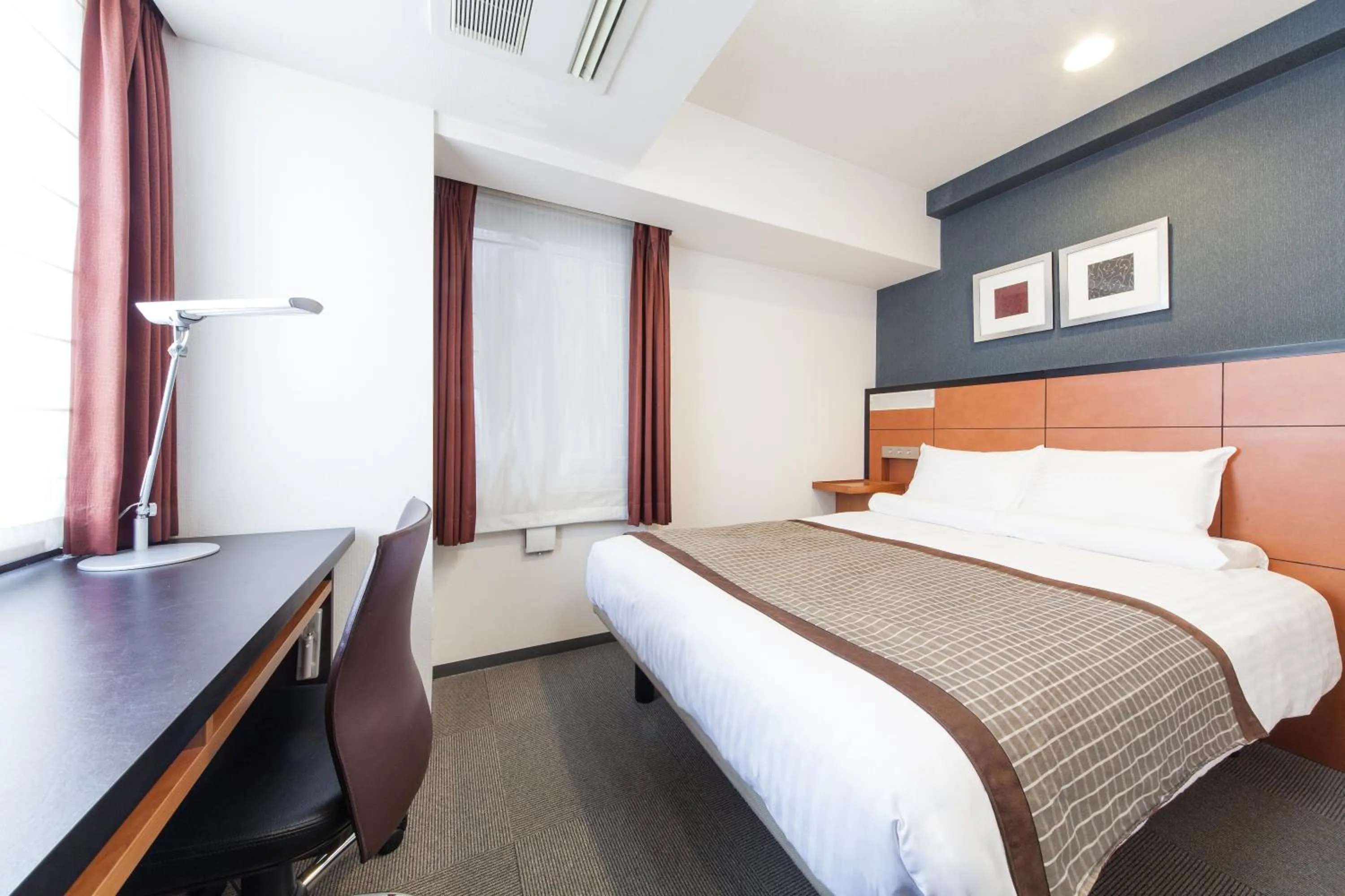 Spring, Bed in HOTEL MYSTAYS Sakaisuji Honmachi