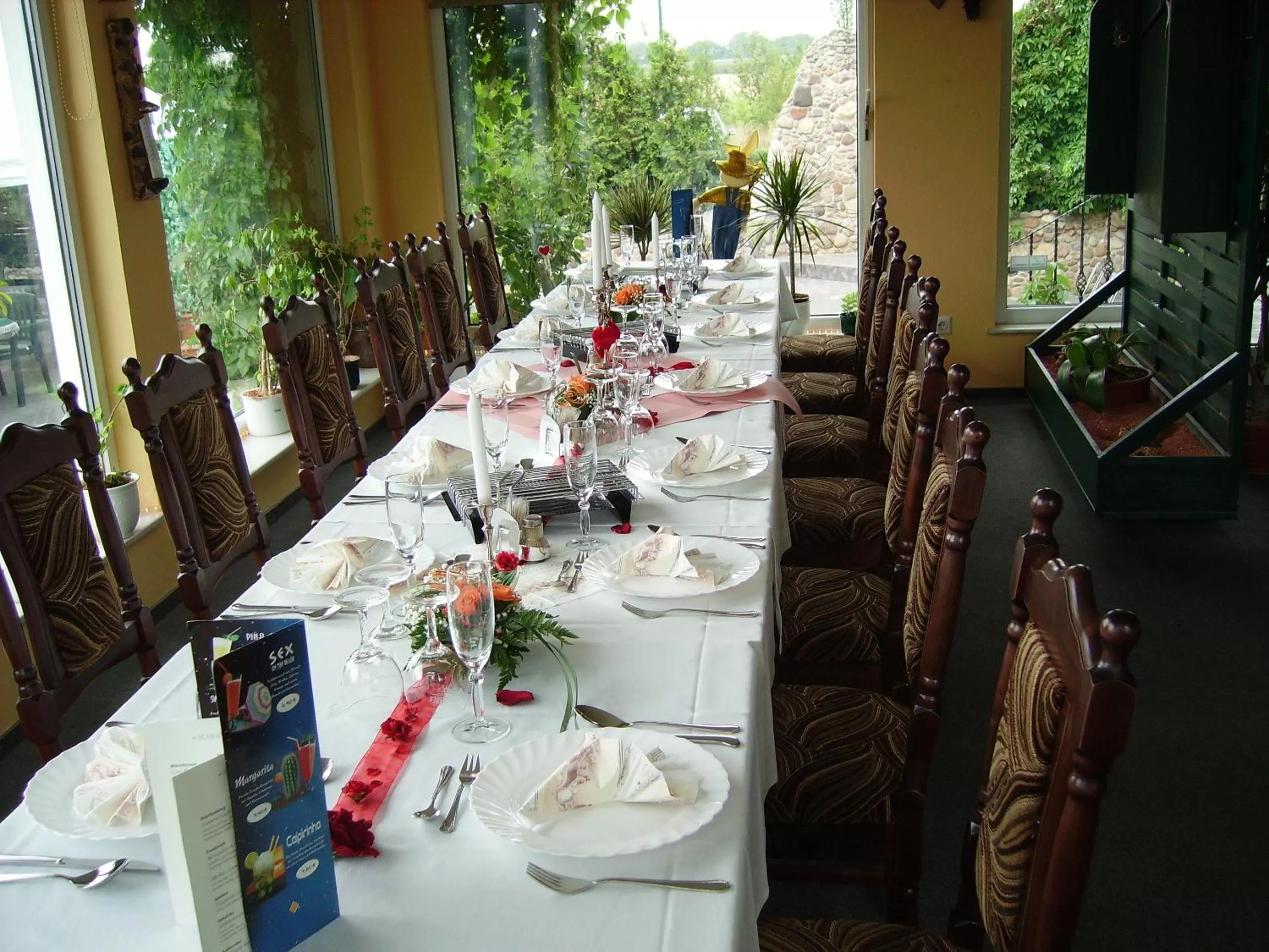 Restaurant/places to eat in Hotel Gasthof Goldener Hahn