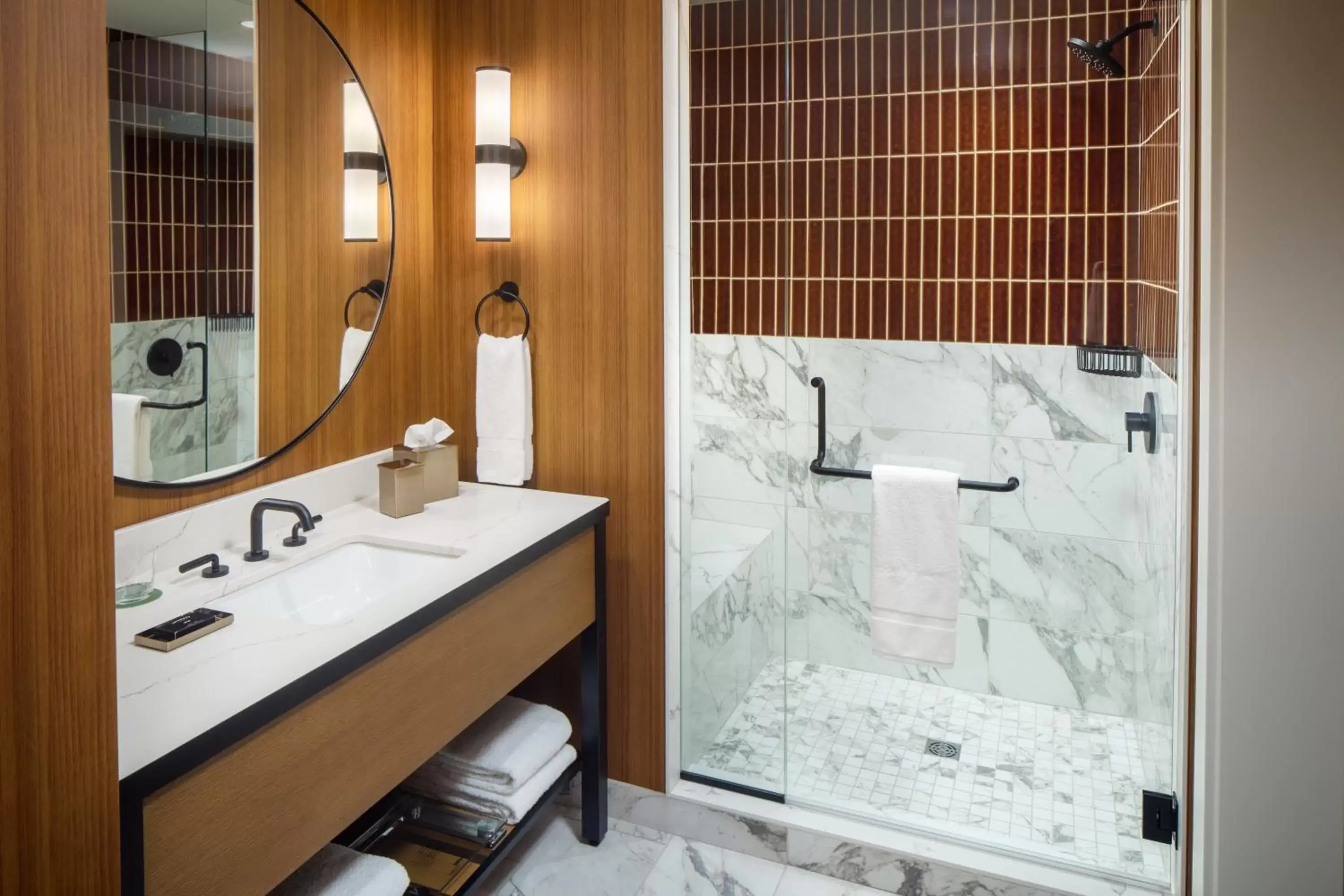 King Room in The Benson Hotel & Faculty Club King Room in The Benson Hotel & Faculty Club