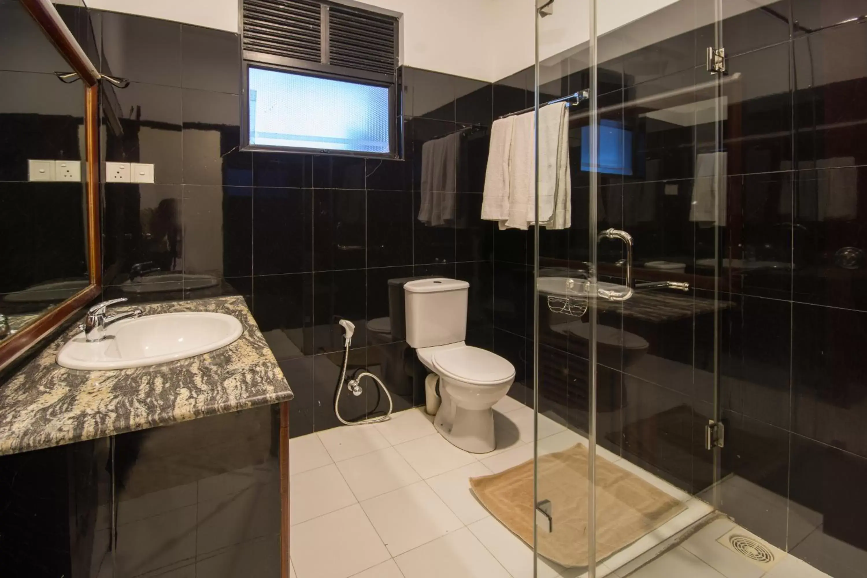 Shower, Bathroom in Ceyloni Panorama Resort
