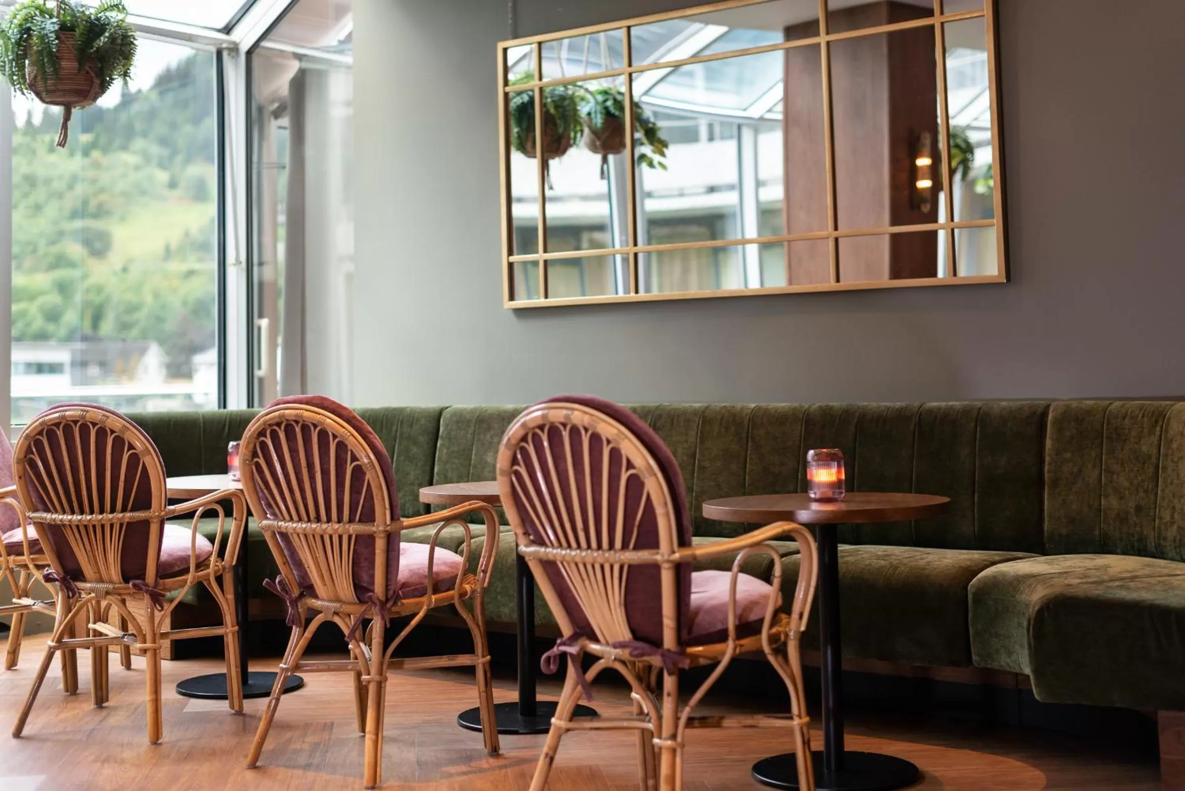 Lounge or bar in Quality Hotel Sogndal