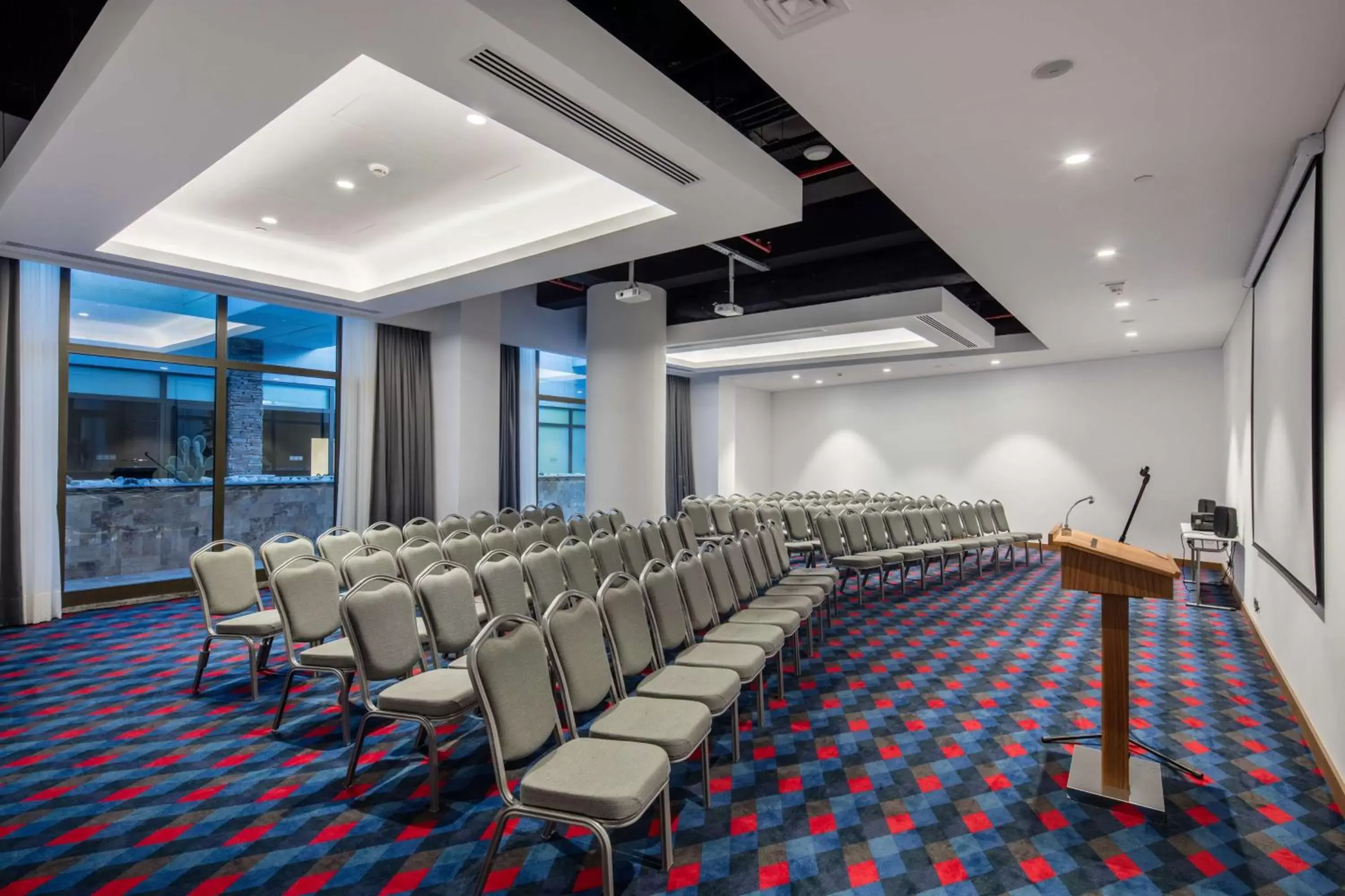 Meeting/conference room in Hampton By Hilton Izmir Aliaga