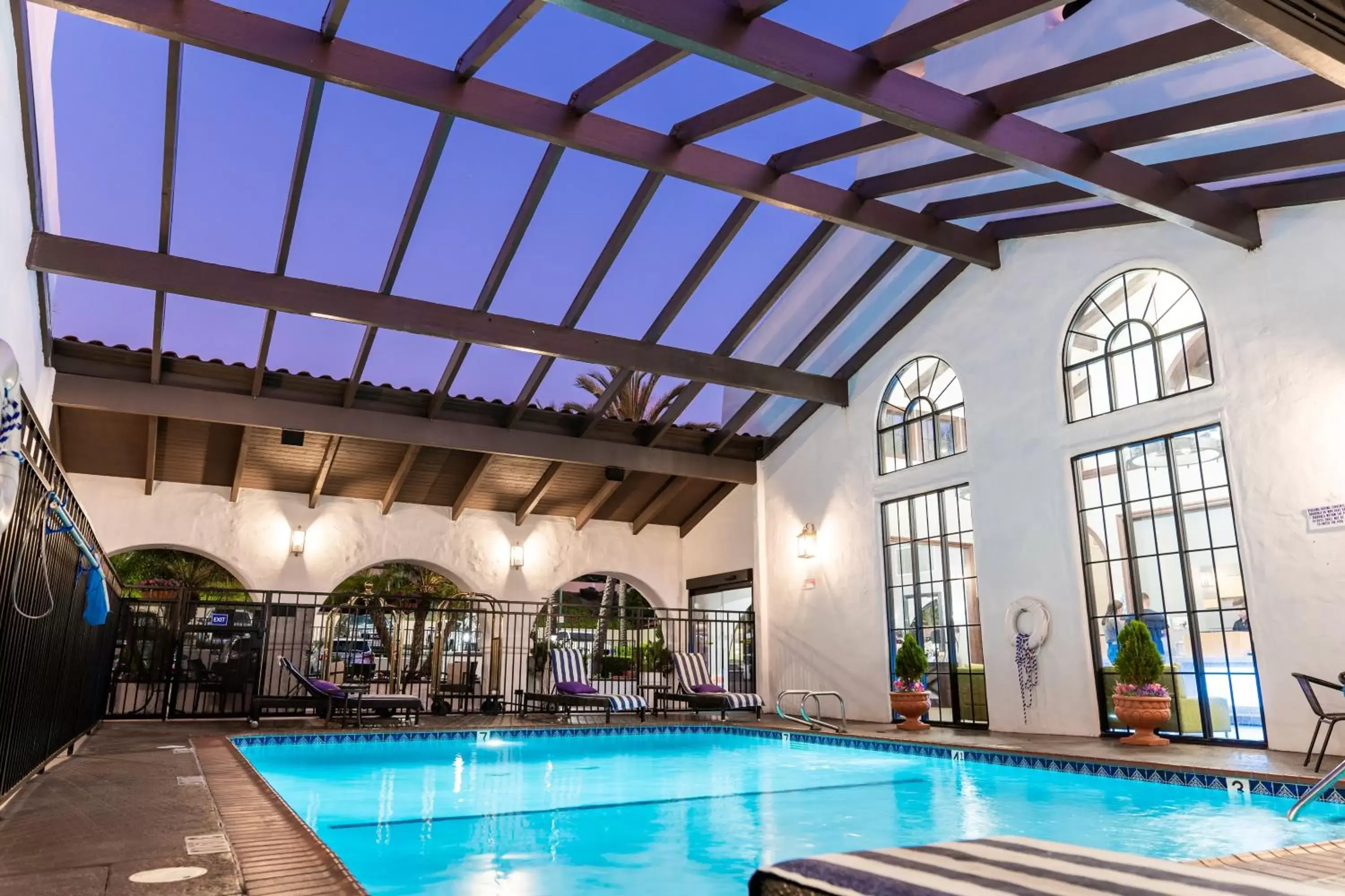 Swimming Pool in Holiday Inn Express San Clemente N – Beach Area, an IHG Hotel