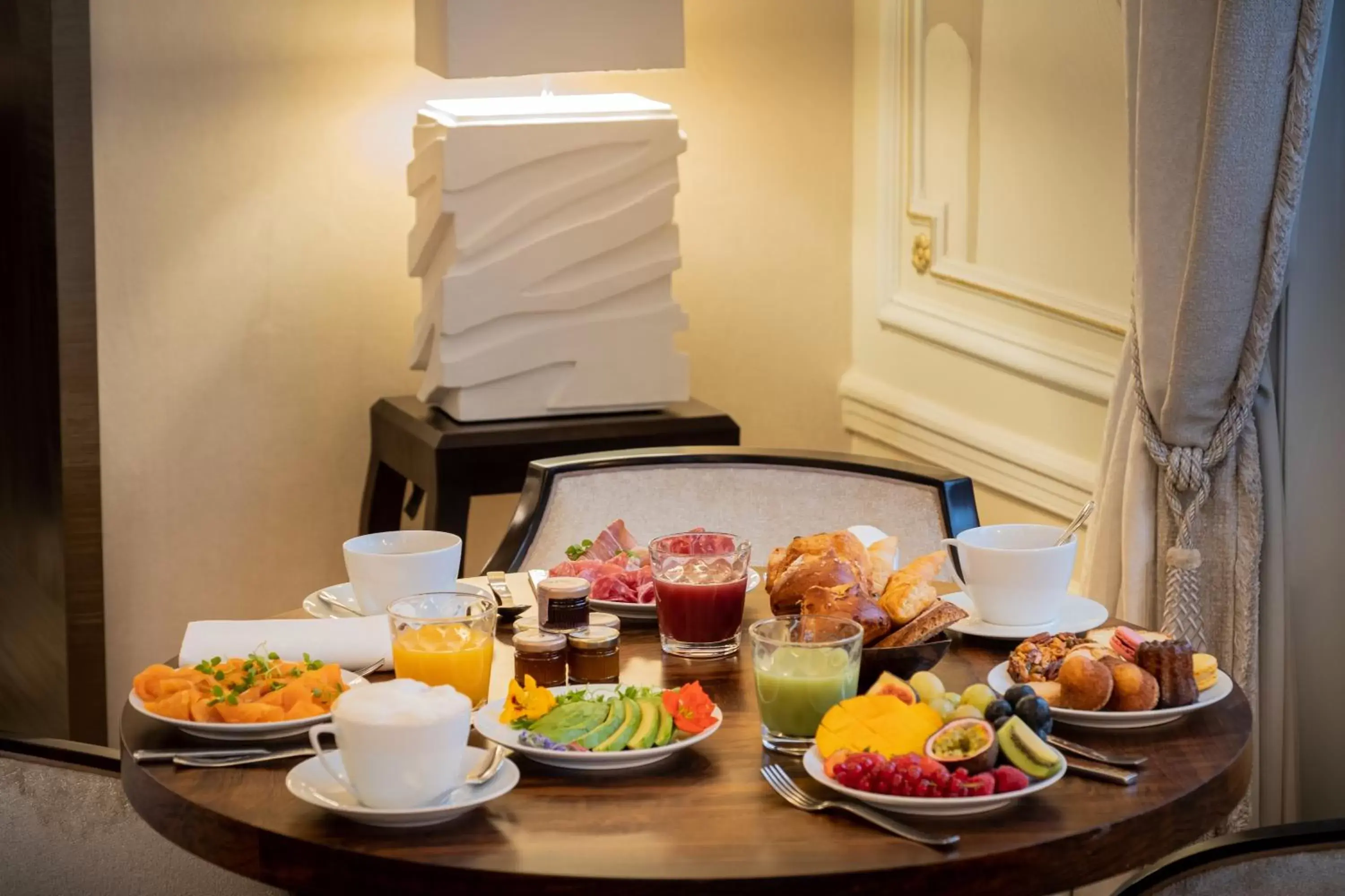 Breakfast in Hôtel Elysia by Inwood Hotels