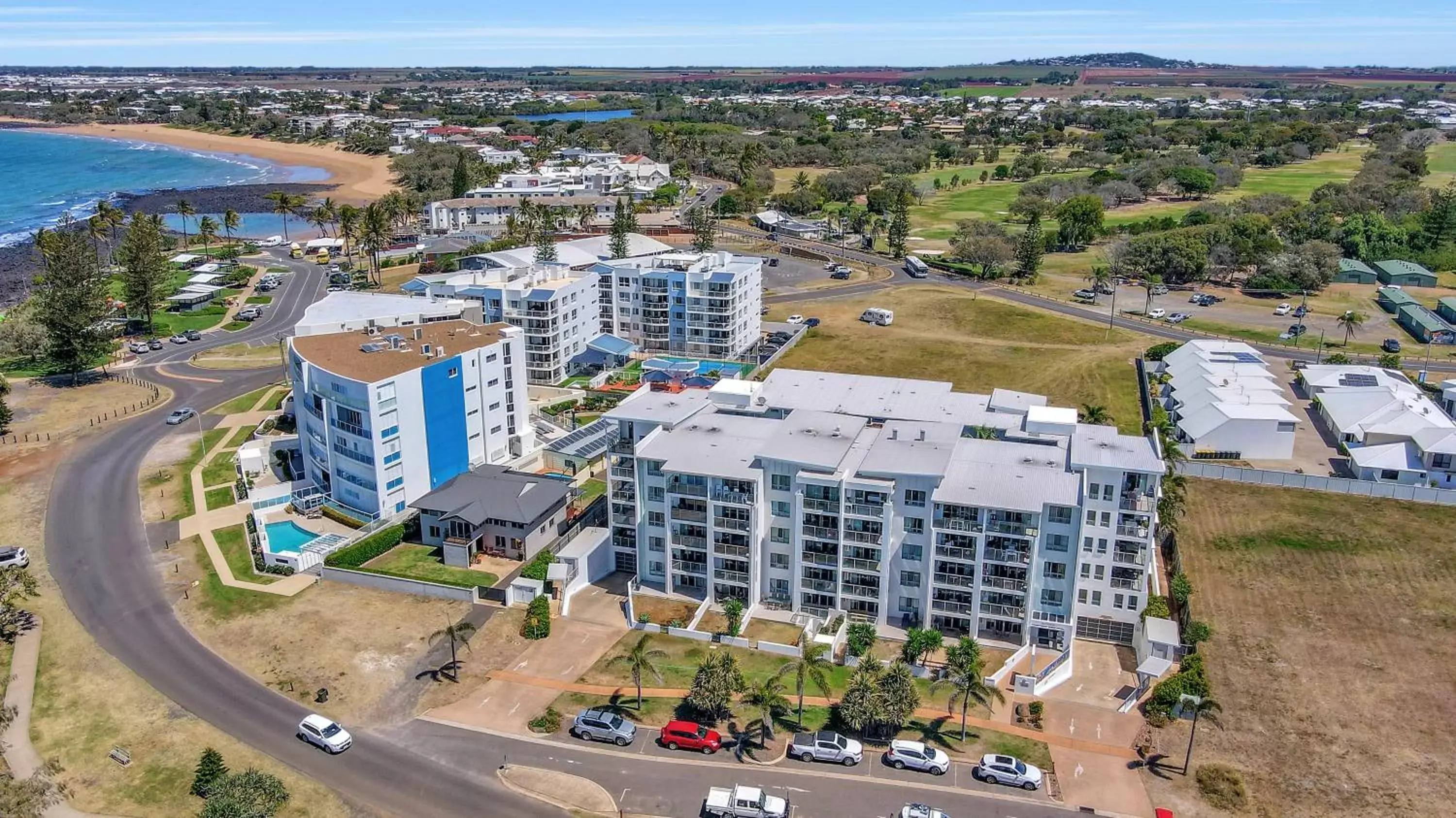 Property building, Bird's-eye View in The Point Resort