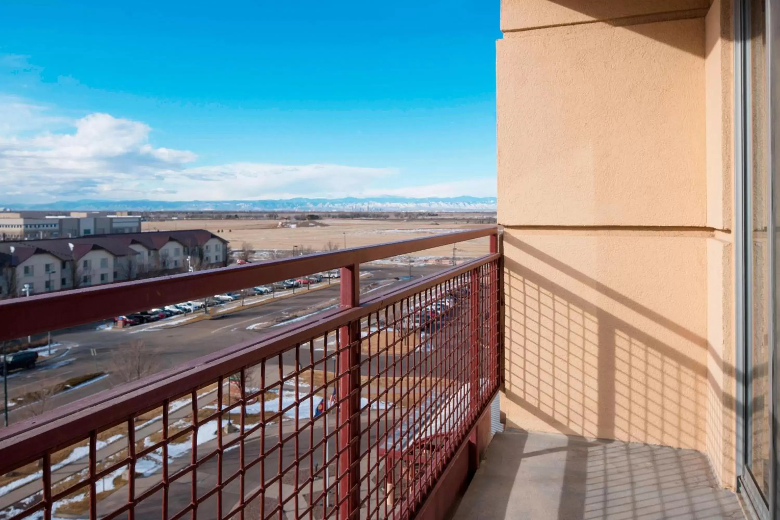 Photo of the whole room, Balcony/Terrace in Courtyard by Marriott Denver Airport