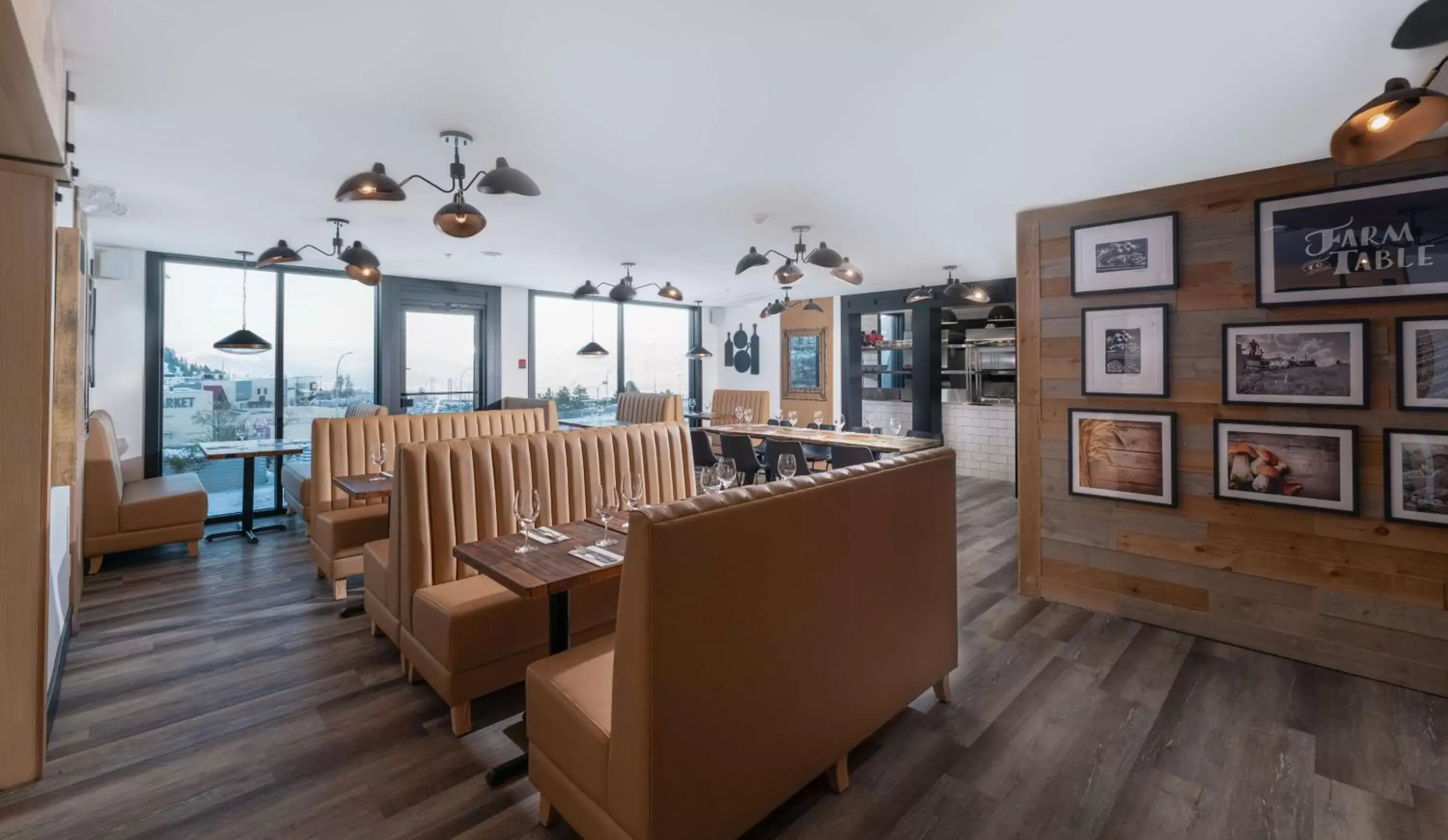 Restaurant/places to eat in Prestige Kamloops Hotel