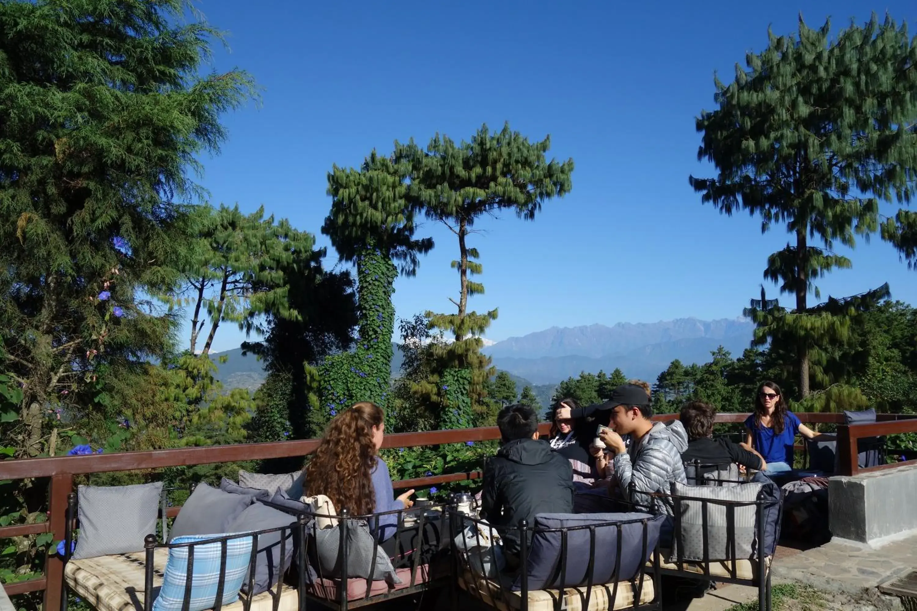 Balcony/Terrace, Restaurant/Places to Eat in Hotel At The End Of The Universe