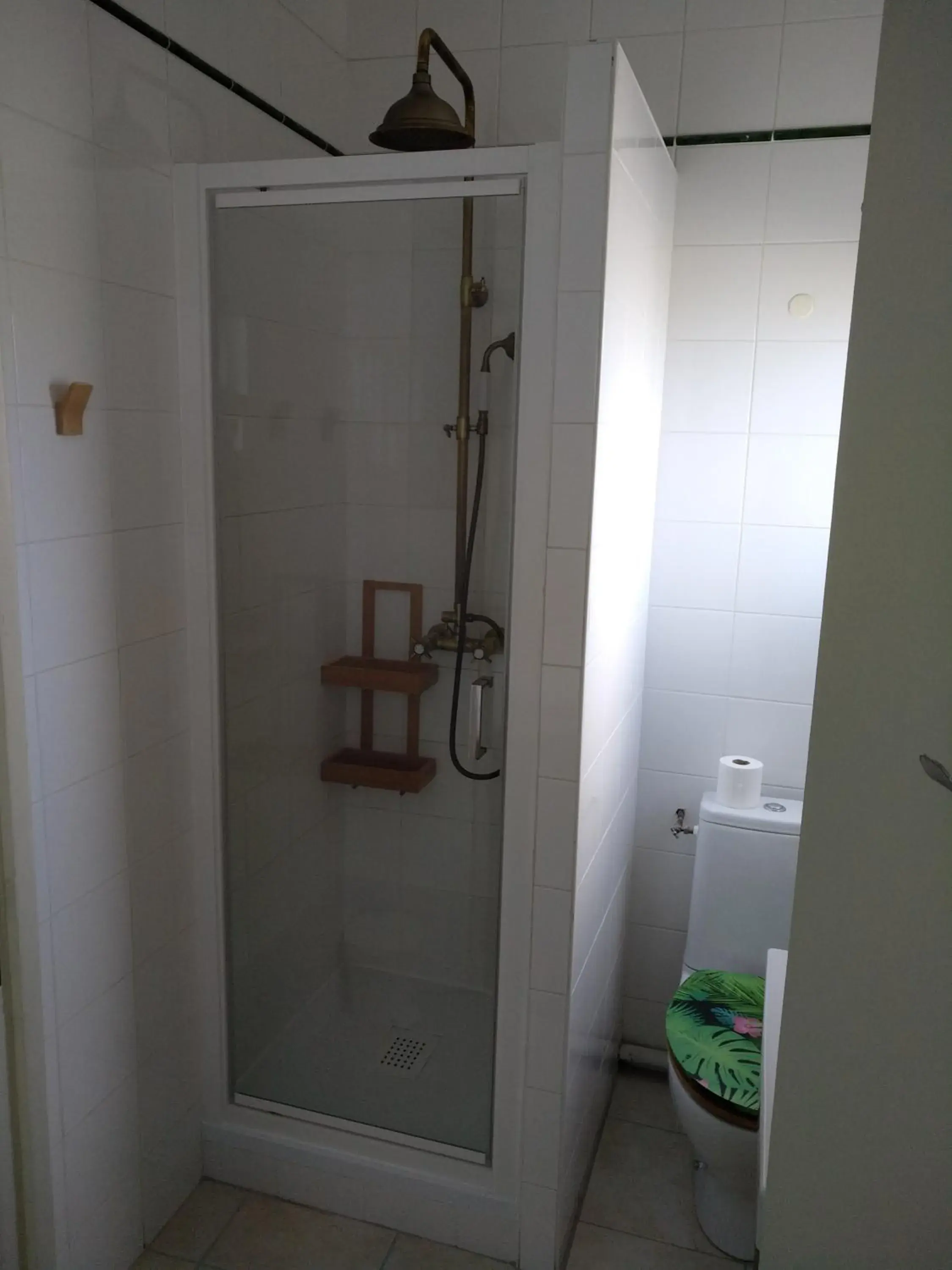 Shower, Bathroom in Le Ludixarium