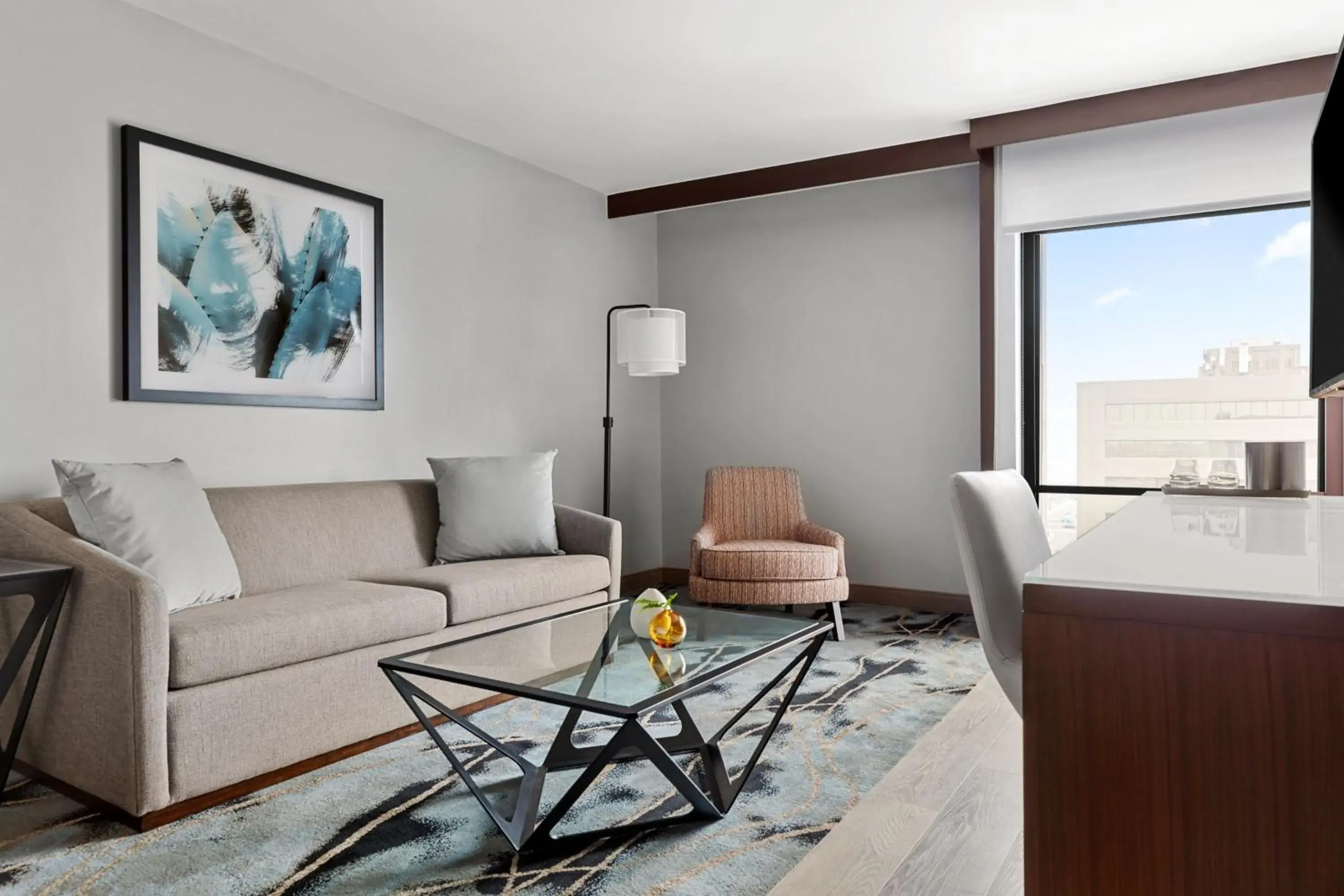 Living room, Seating Area in Marriott San Antonio Airport