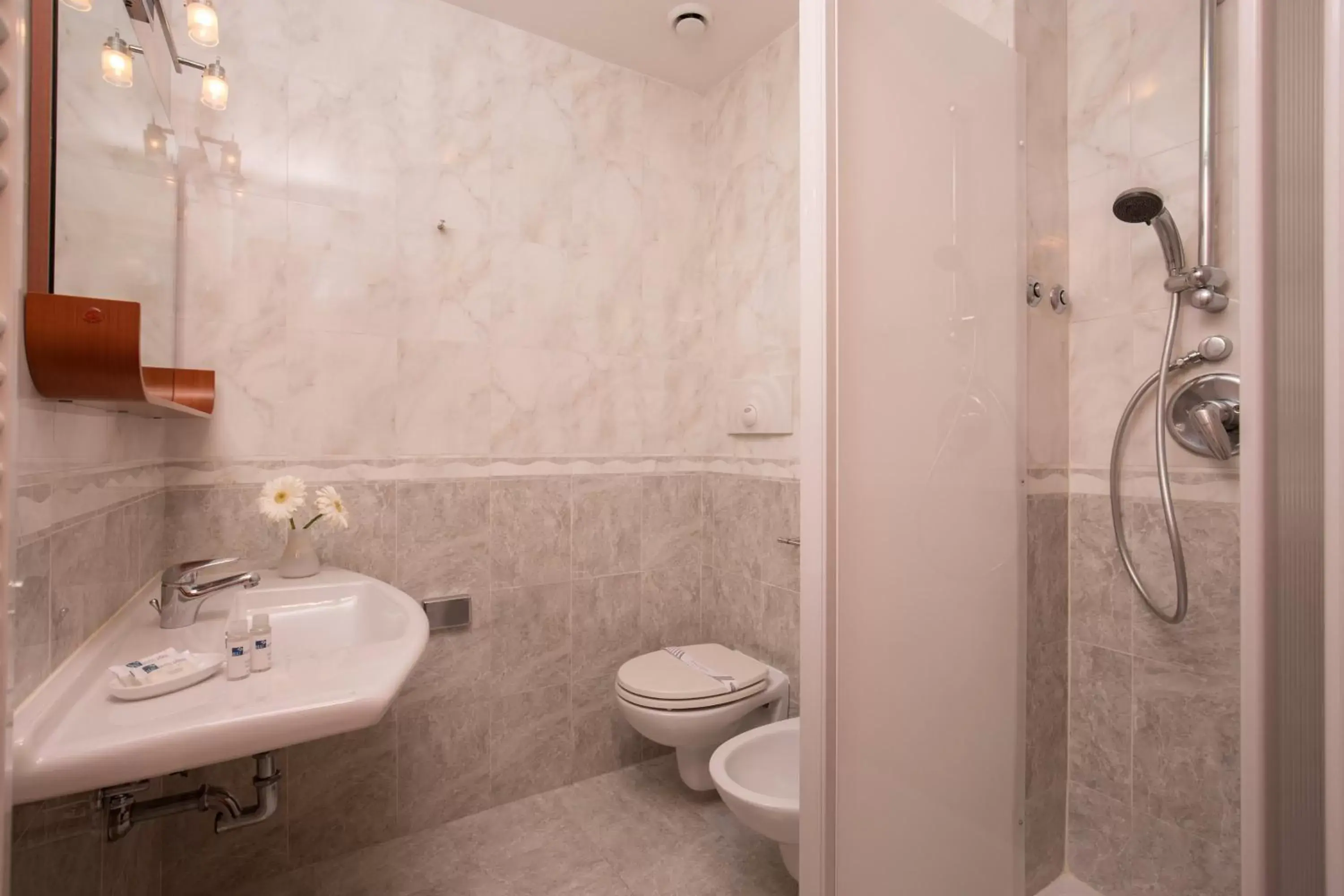 Bathroom in Best Western Blu Hotel Roma