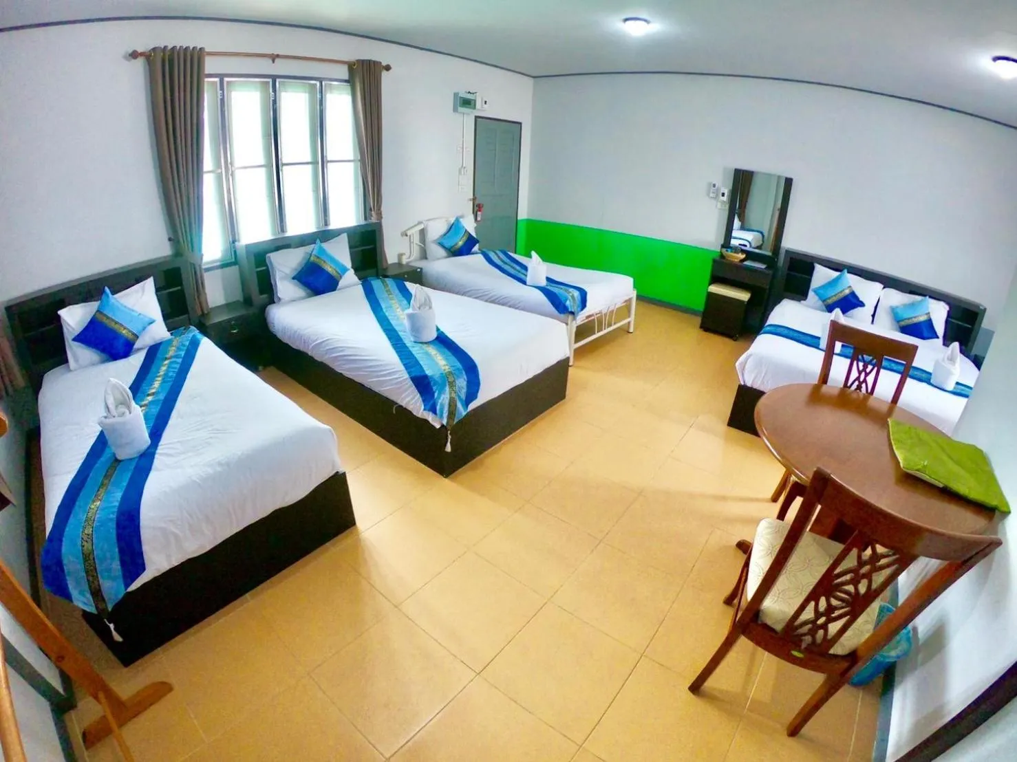 Photo of the whole room, Bed in Prawdao Resort
