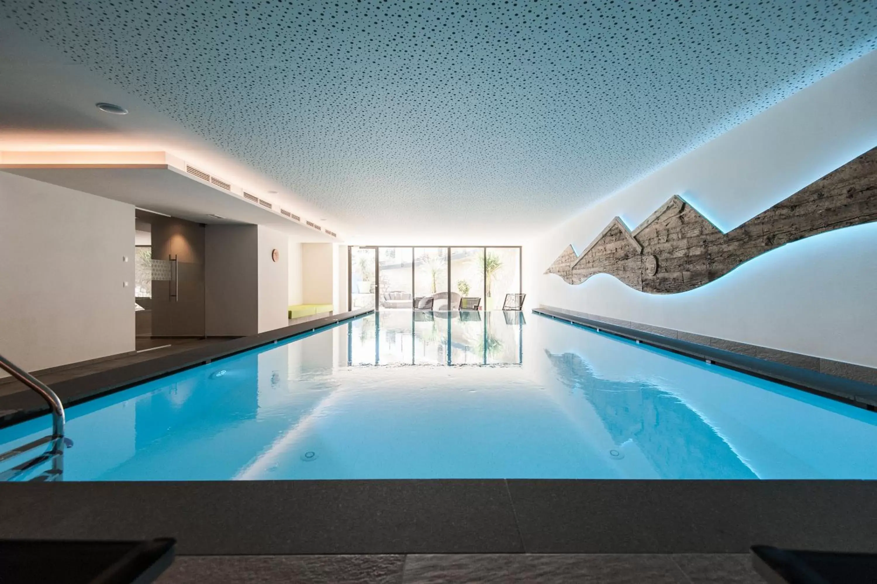 Spa and wellness centre/facilities, Swimming Pool in Hotel Pfeiss