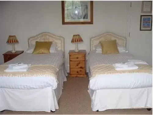 Bed in The Abbey Inn