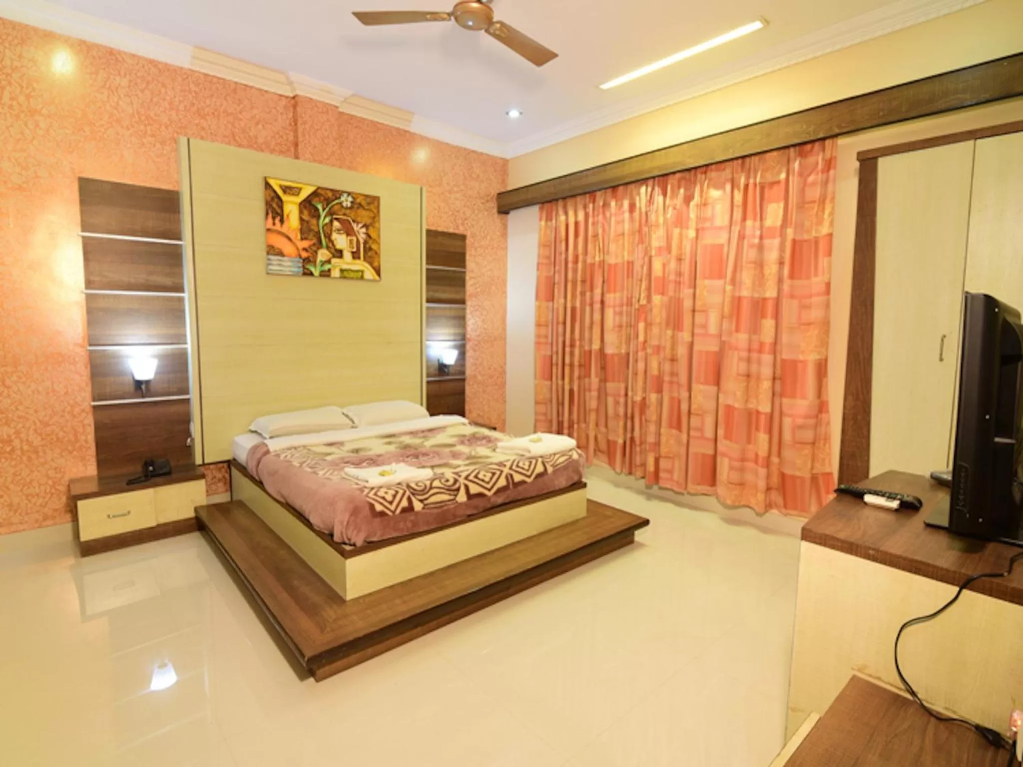 Bedroom, Bed in Hotel Ashlesh Manipal