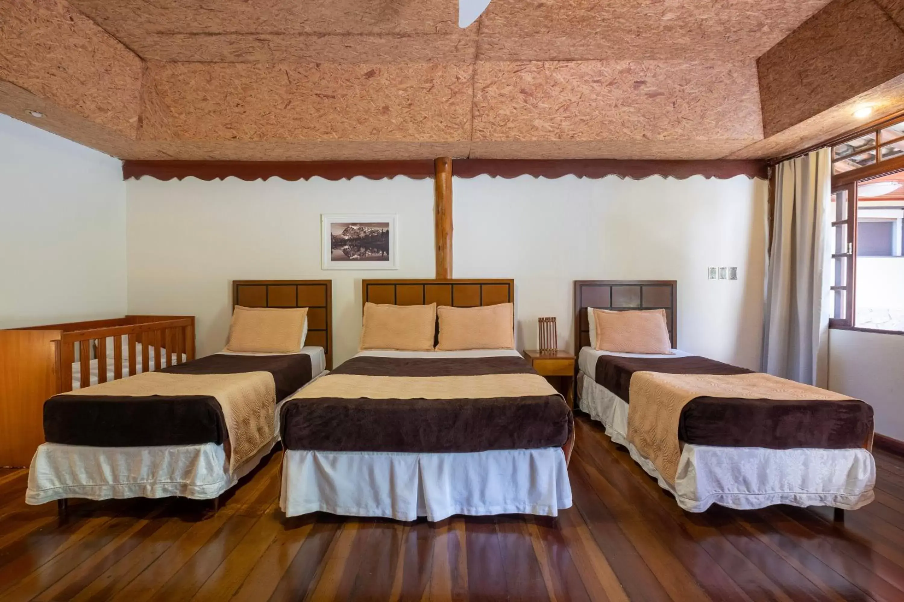 Bed in Hotel Serra Everest