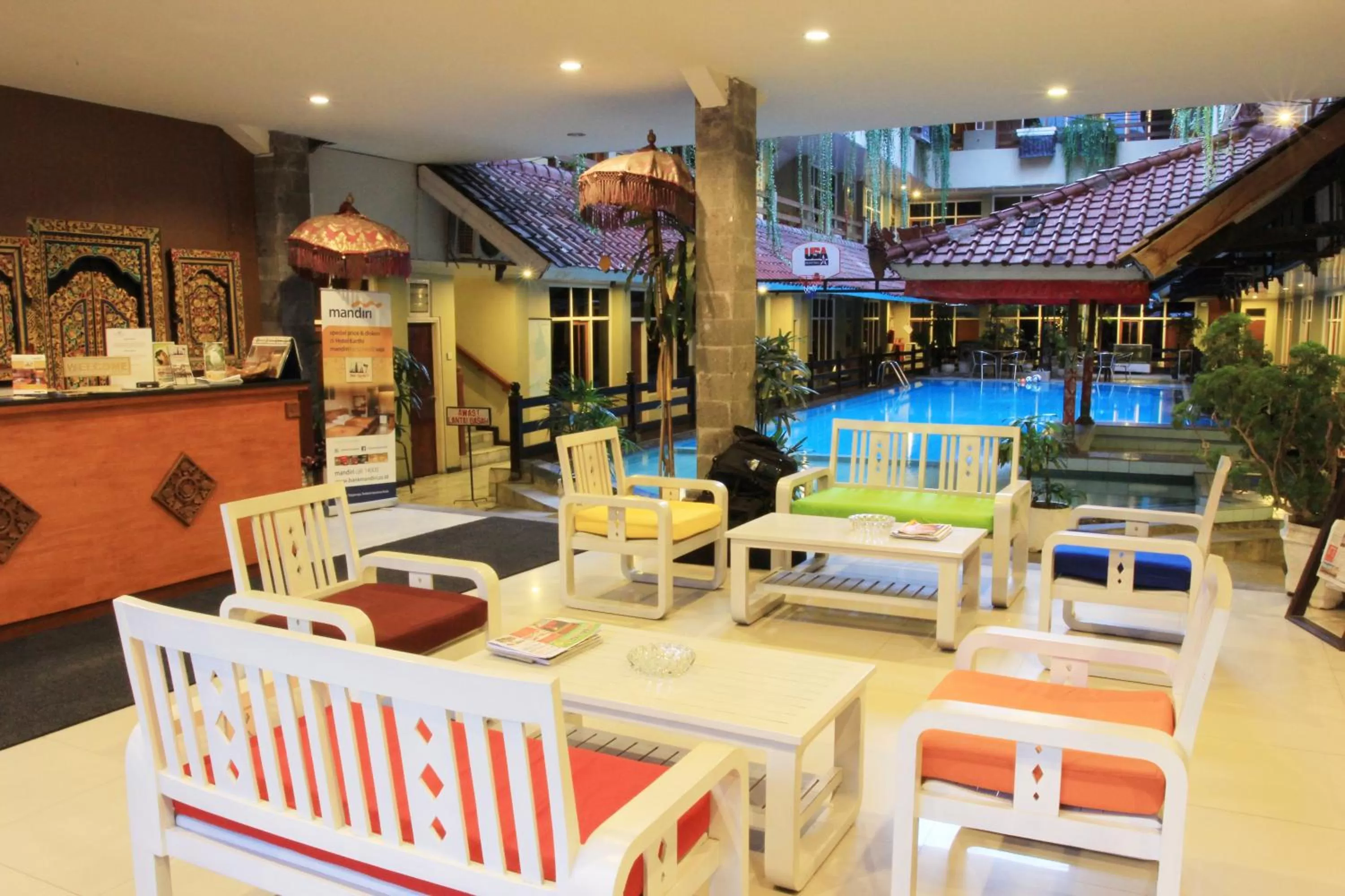 Lobby or reception in Hotel Karthi Kuta