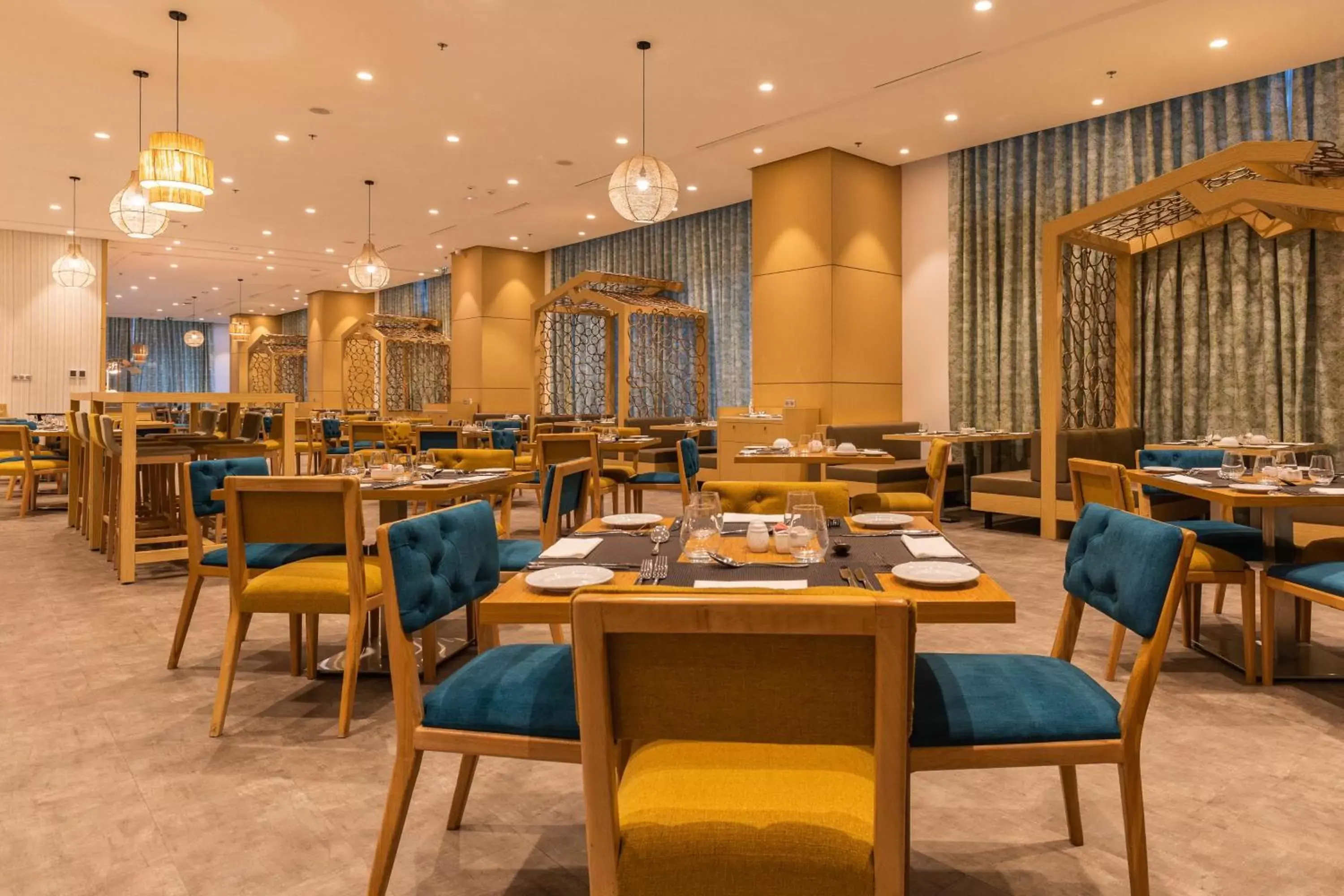 Dining area, Restaurant/Places to Eat in Hilton Garden Inn Casablanca Sud