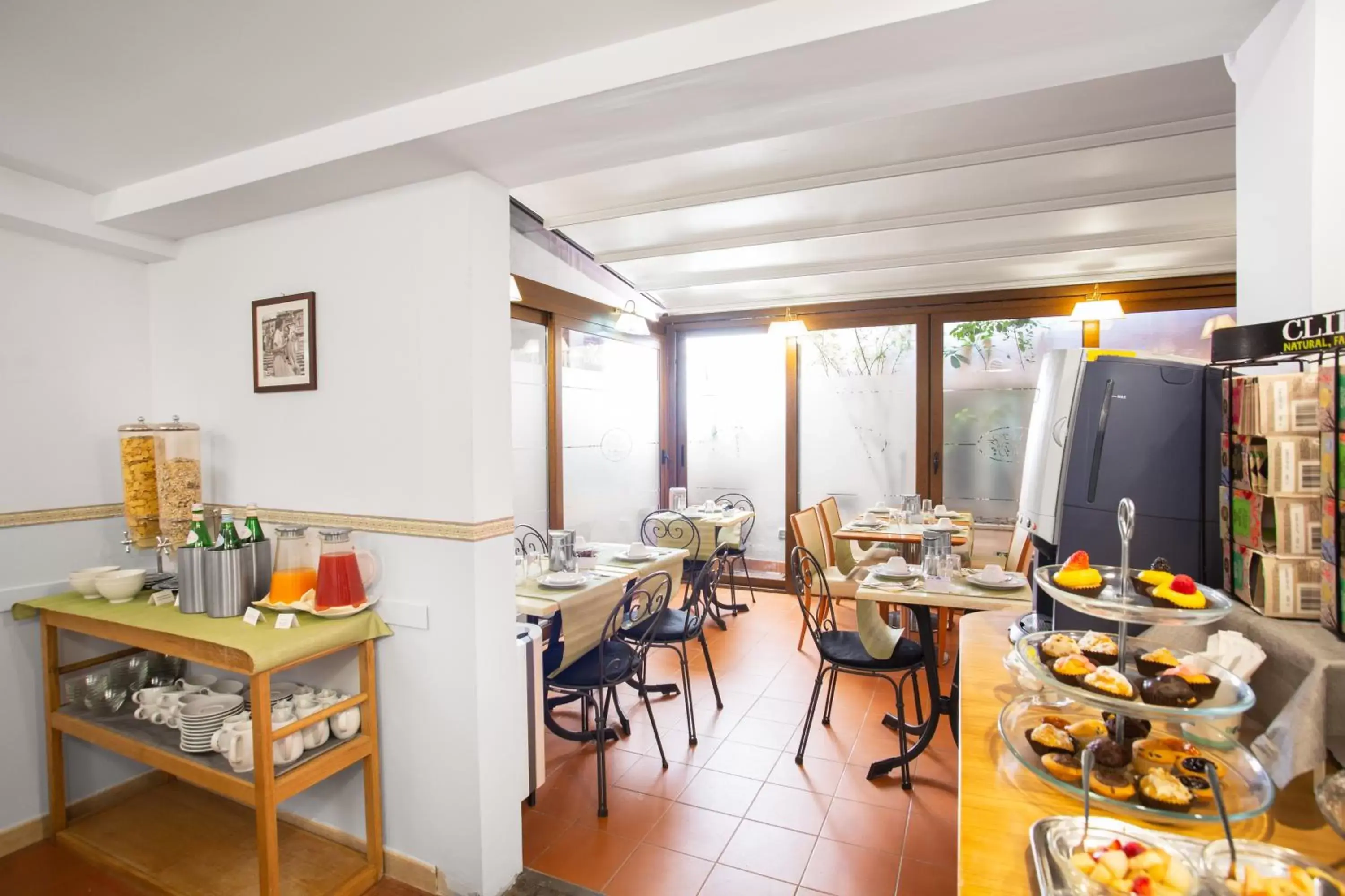 Breakfast, Restaurant/Places to Eat in Hotel Piazza Di Spagna