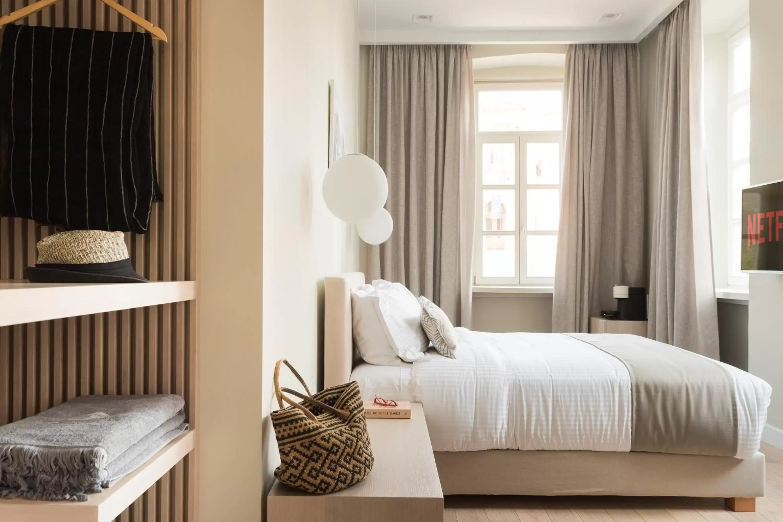 Deluxe Suite in SYROS SOUL LUXURY SUITES Deluxe Suite in SYROS SOUL LUXURY SUITES