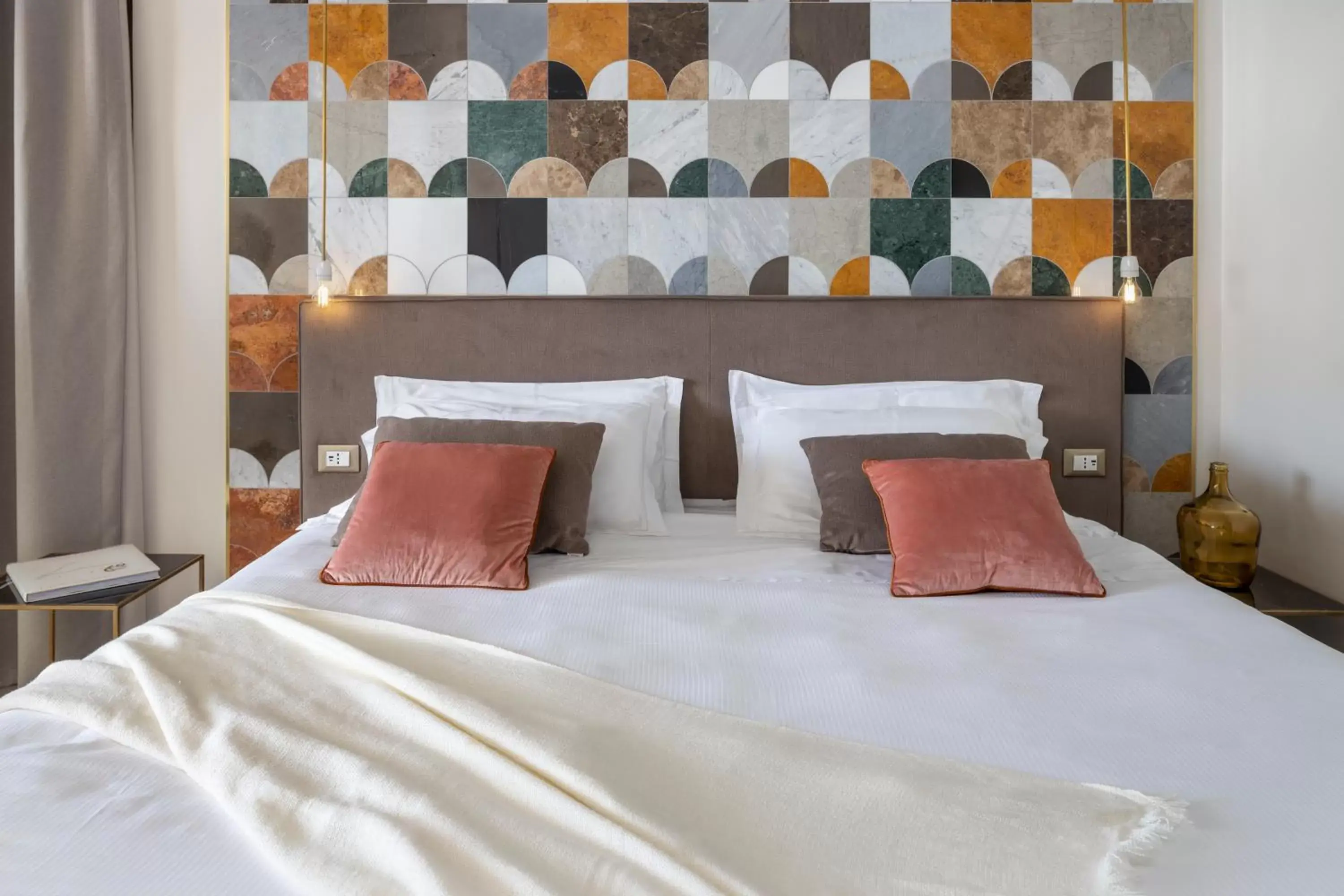 Bed in Hotel Villa Paradiso