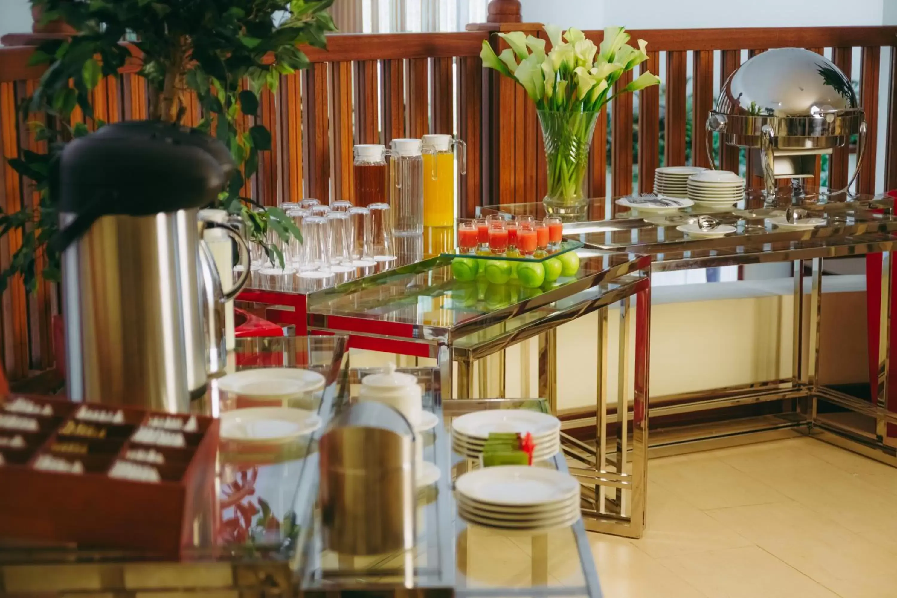 Buffet breakfast in Mövenpick Hotel & Residences Nairobi