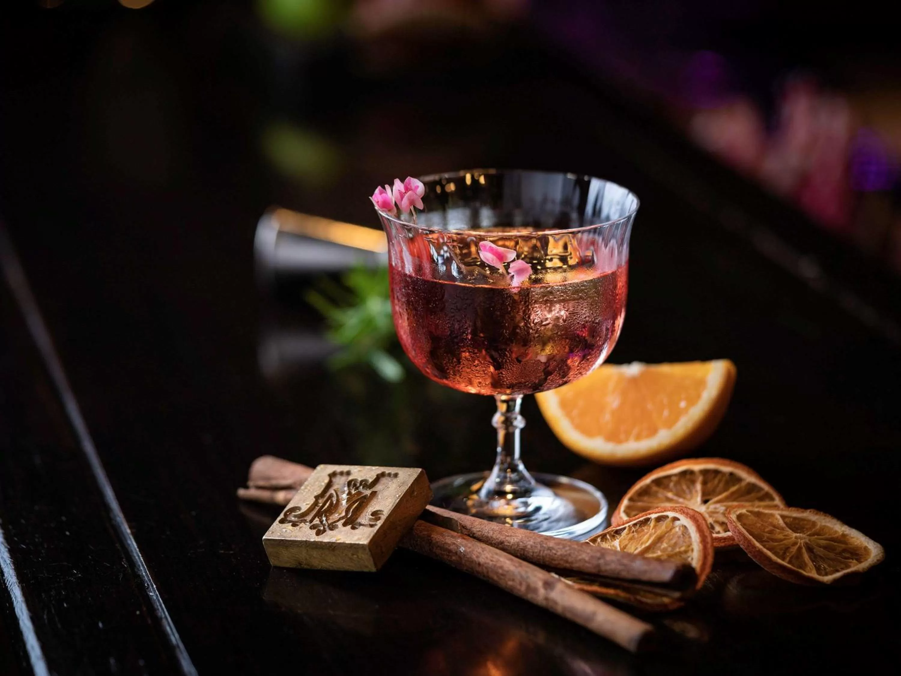 Restaurant/places to eat in Hotel Muse Bangkok Langsuan - MGallery