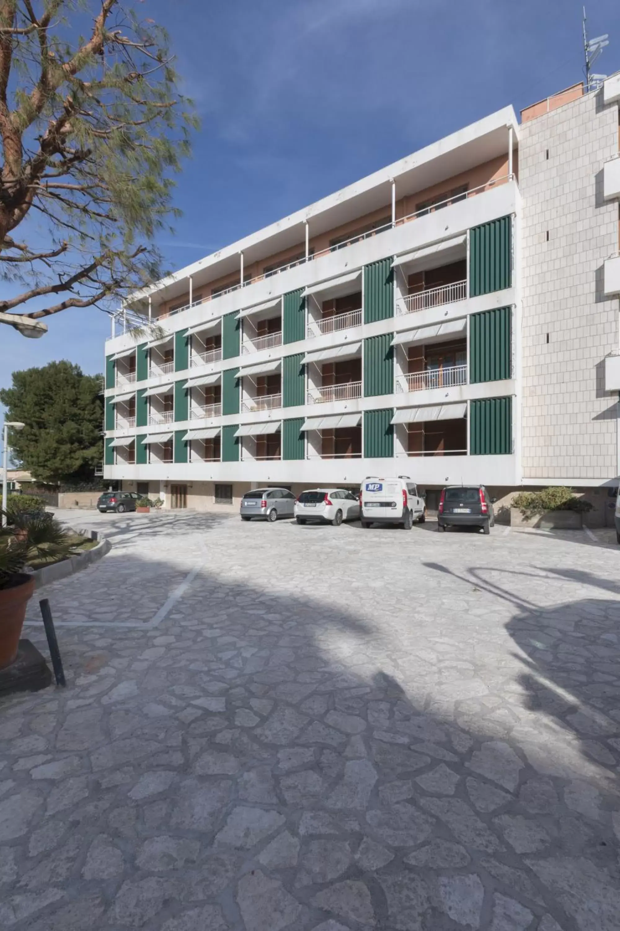 Street view, Property Building in Hotel La Baia