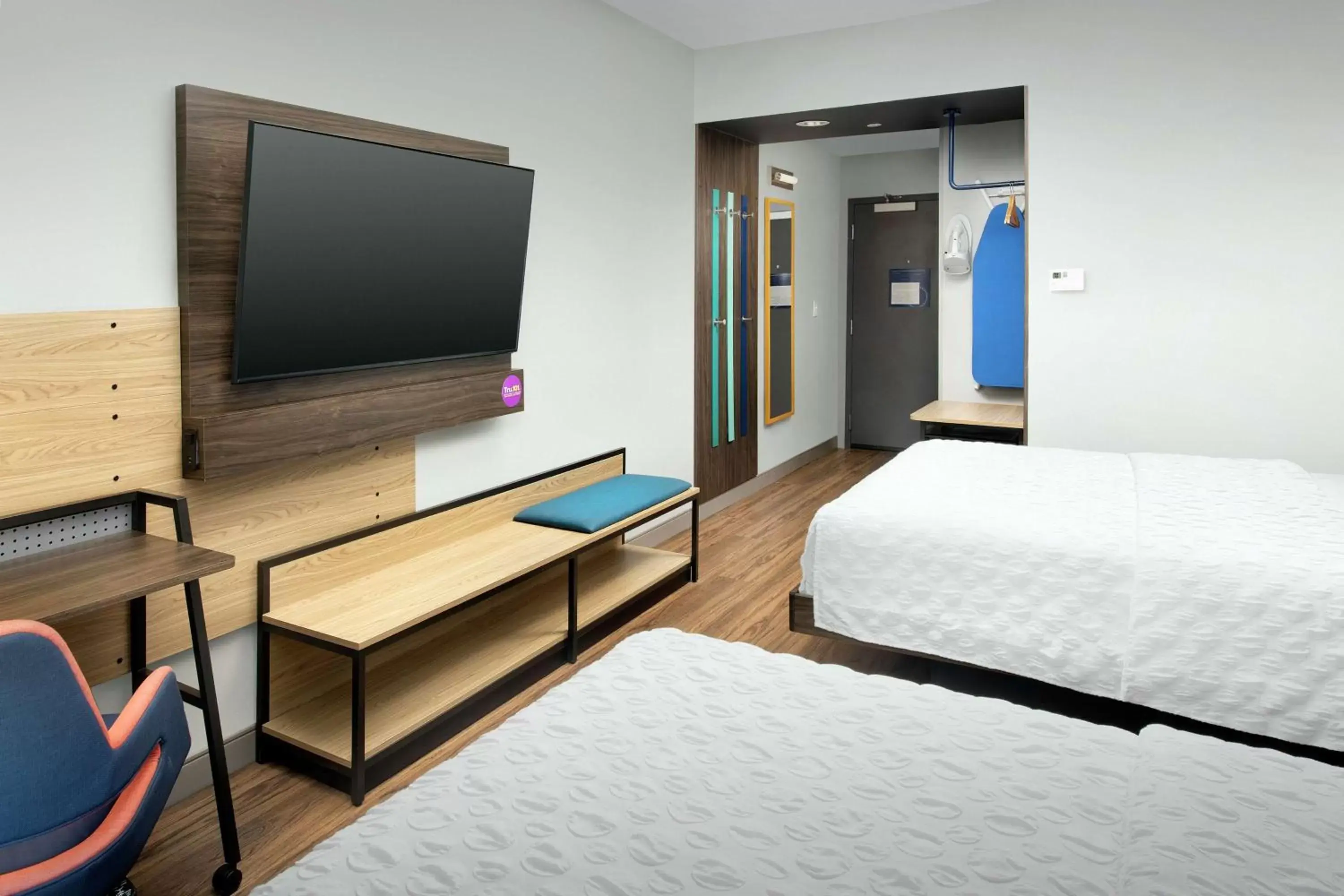 Bedroom, TV/Entertainment Center in Tru By Hilton Lubbock Southwest